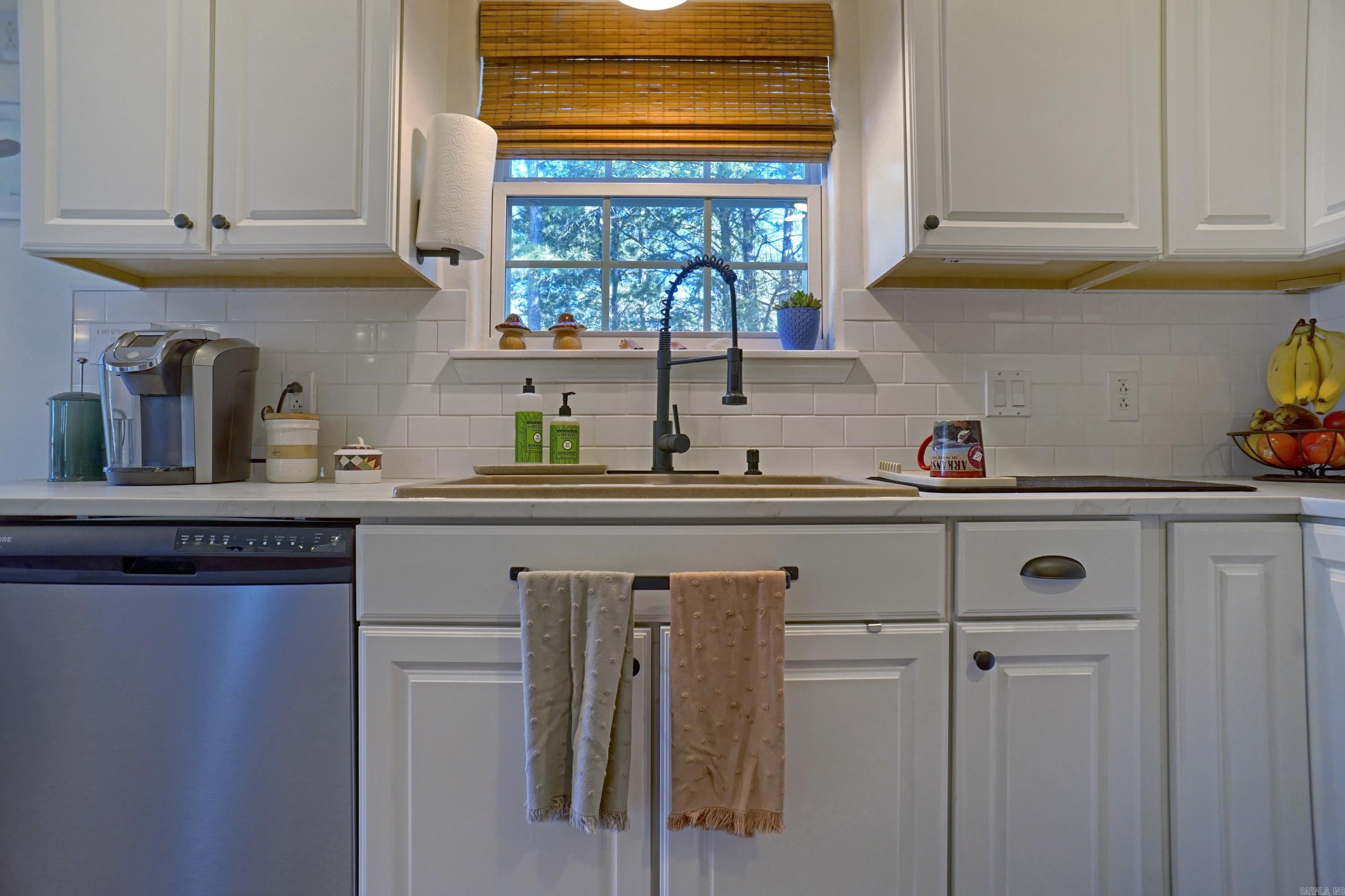 146 Private Road 3399