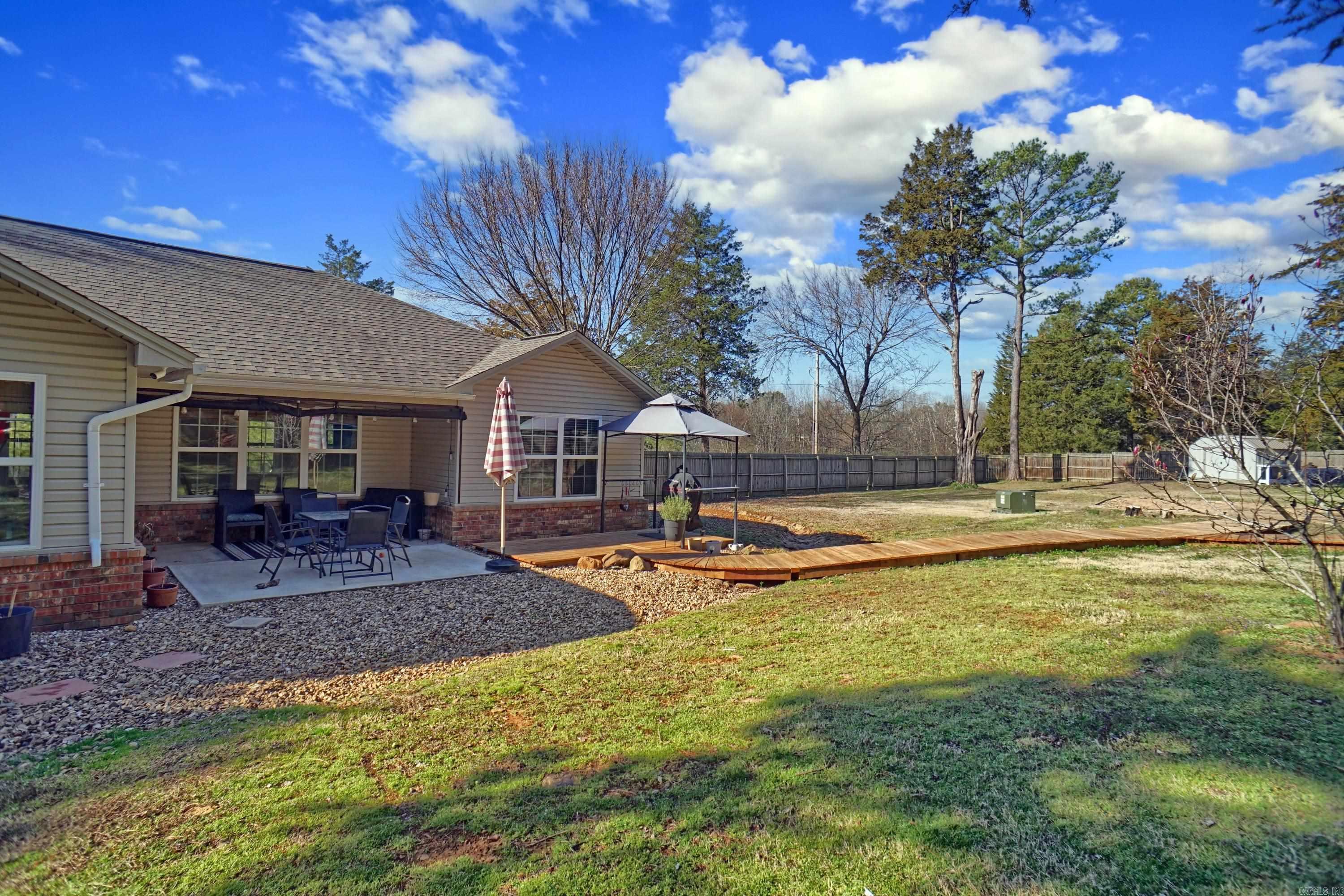 146 Private Road 3399