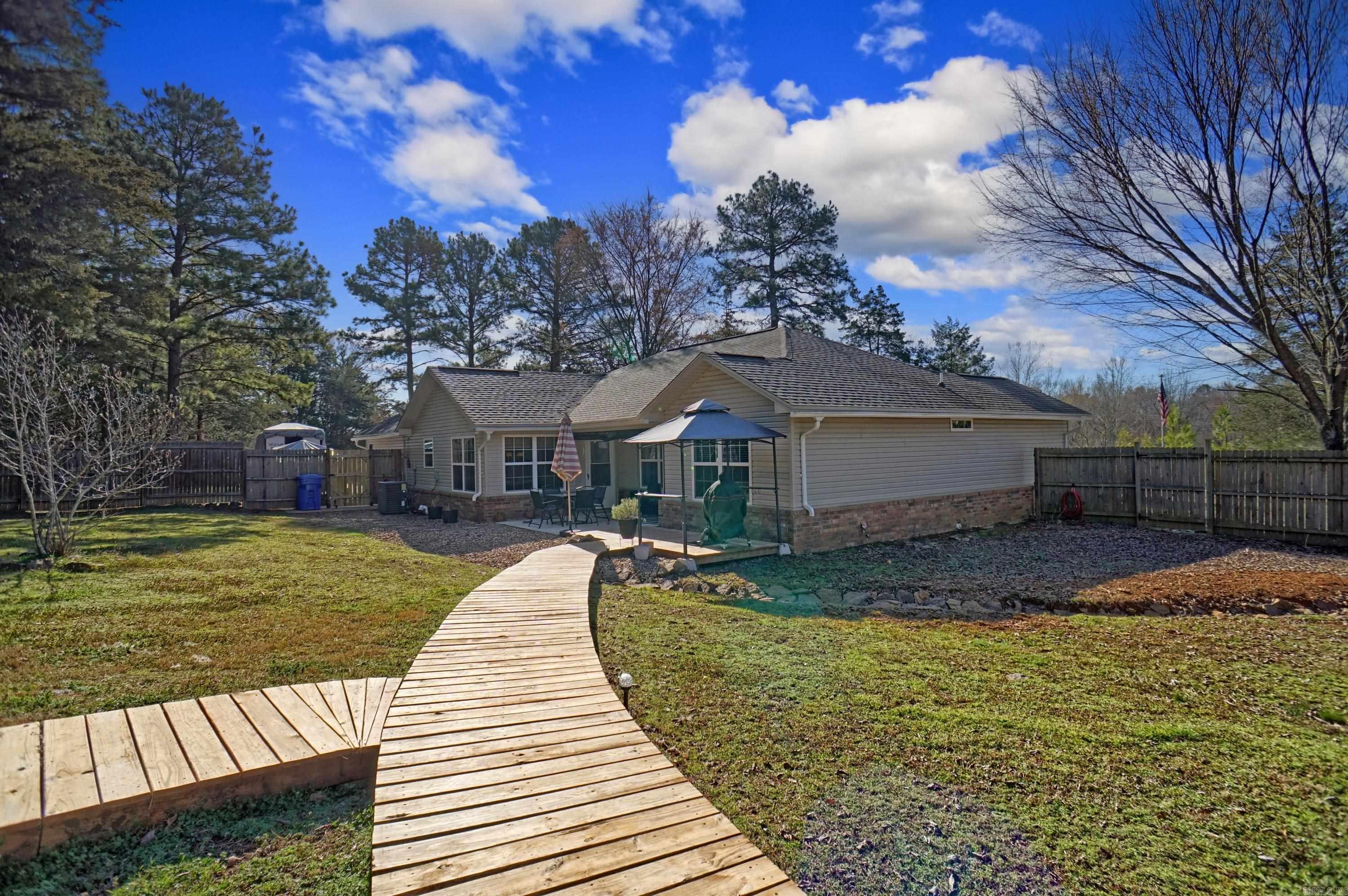 146 Private Road 3399