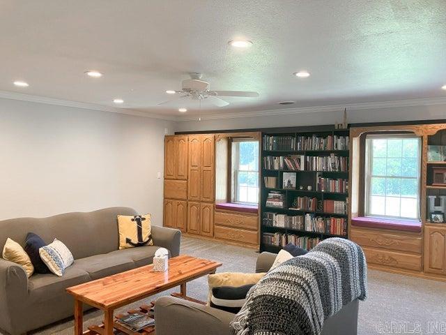 405 Turrentine Way