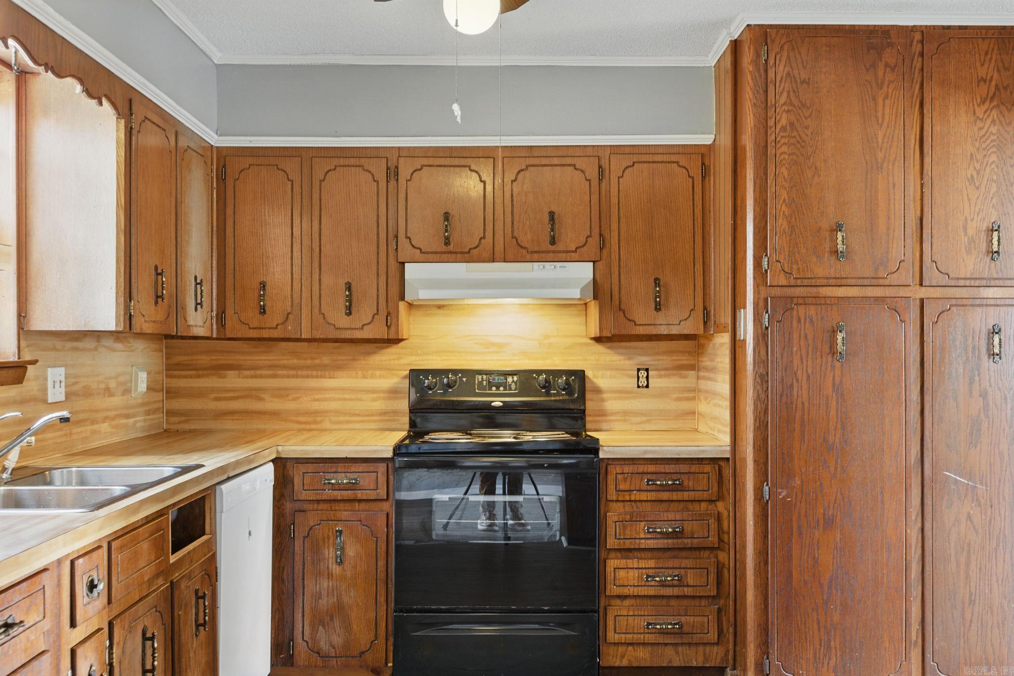 318 Alamo Dr