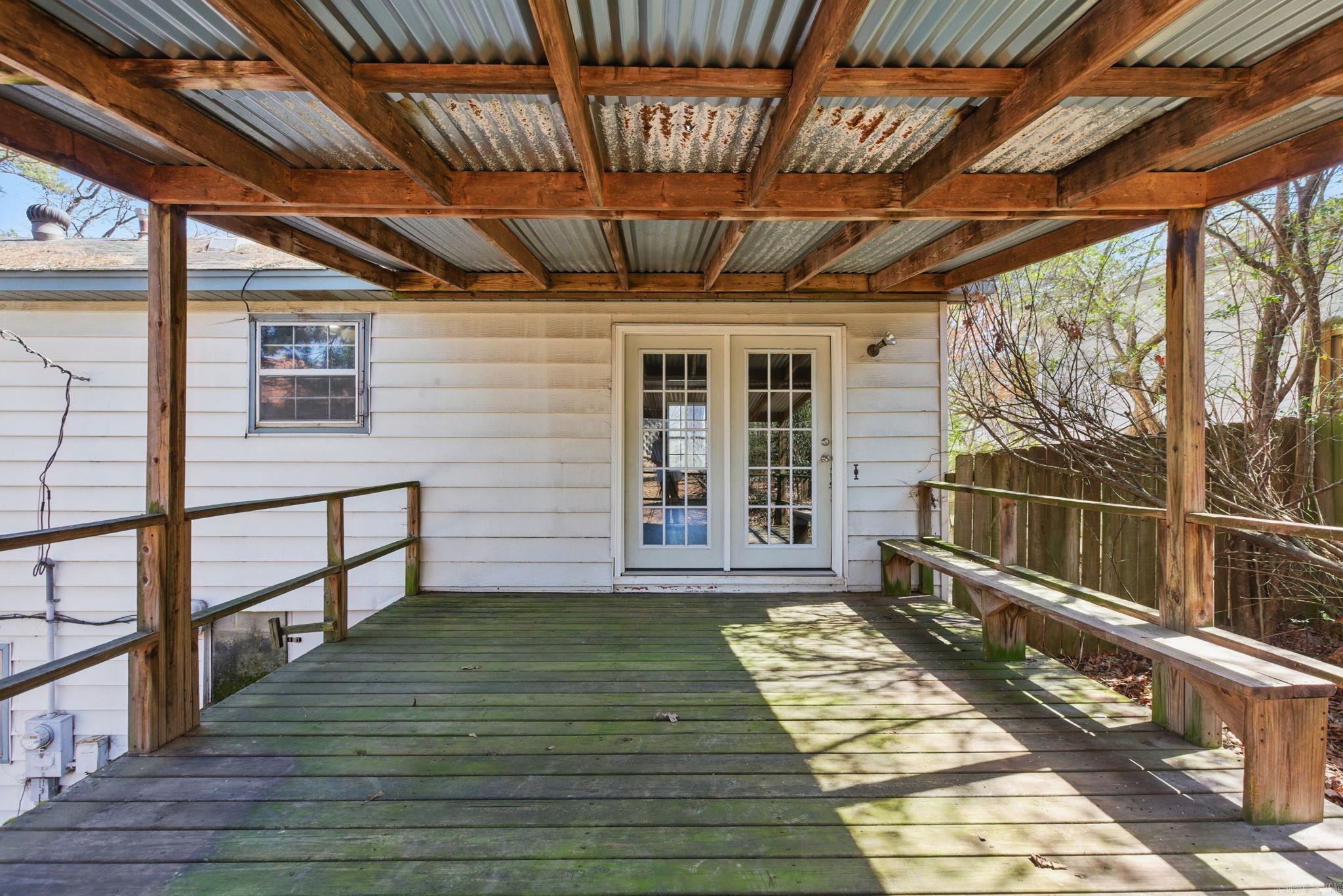 318 Alamo Dr