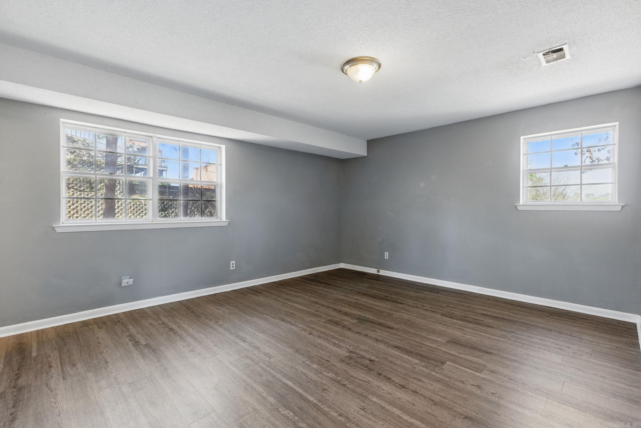 318 Alamo Dr