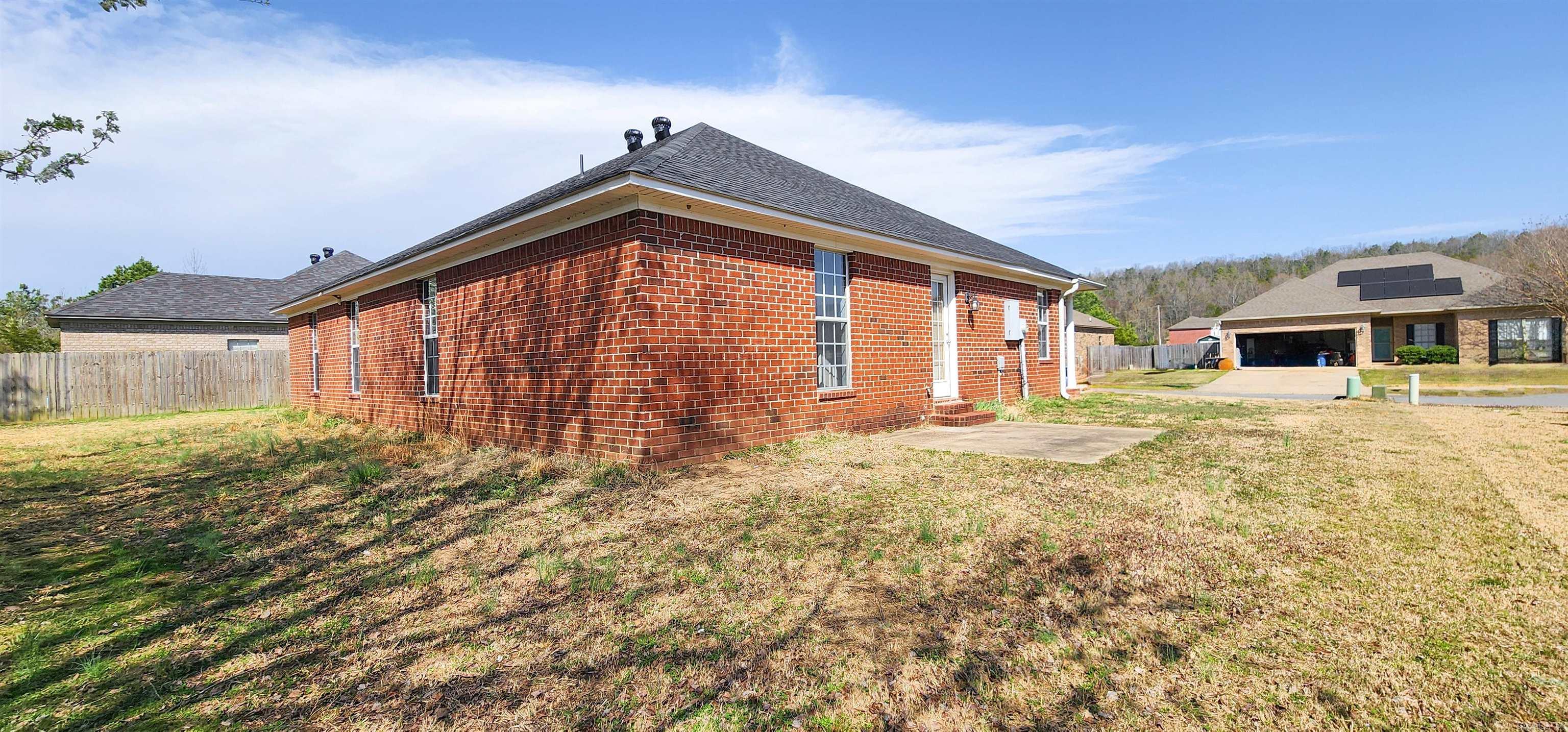 7 Wallace Way