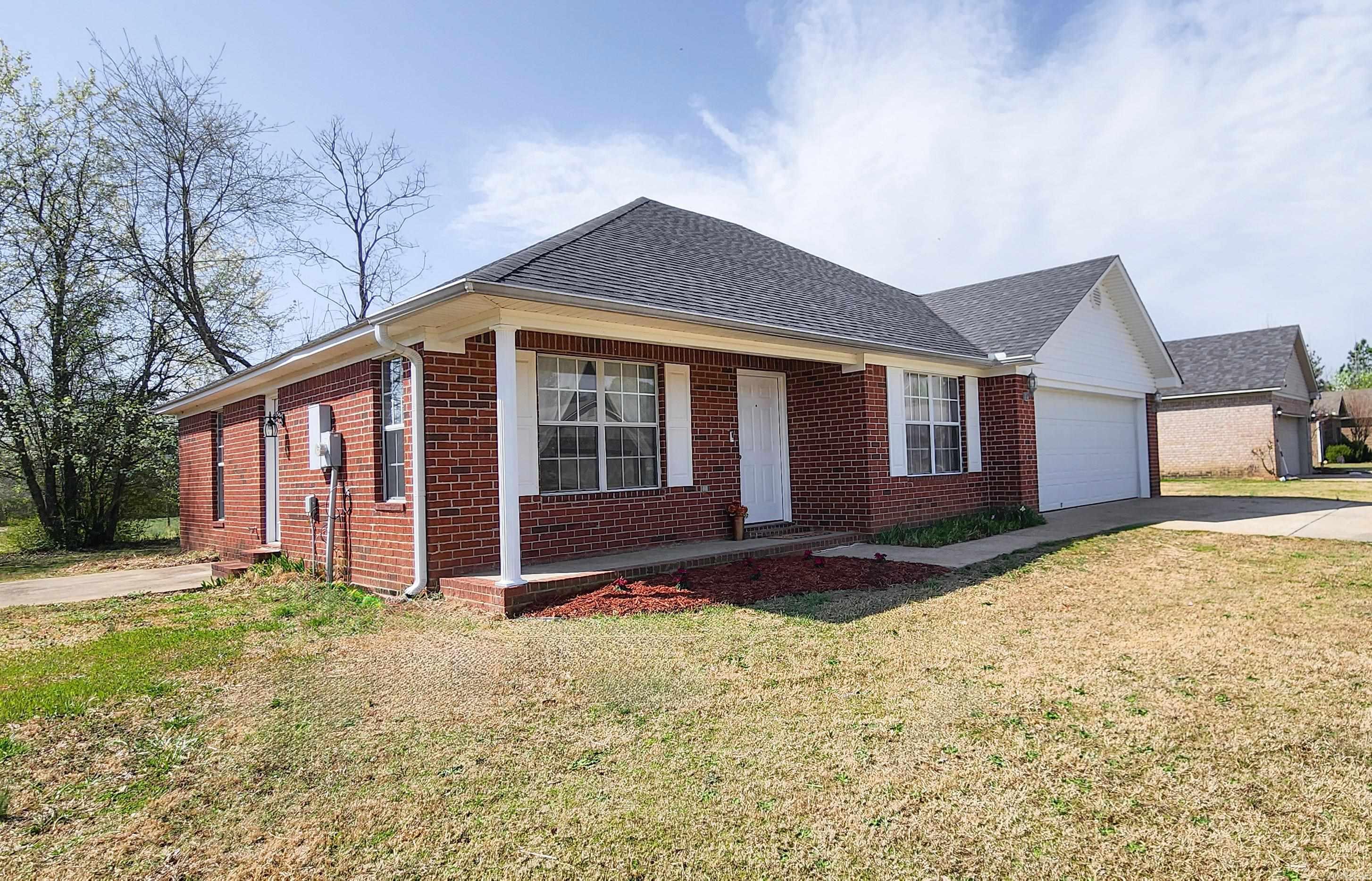 7 Wallace Way