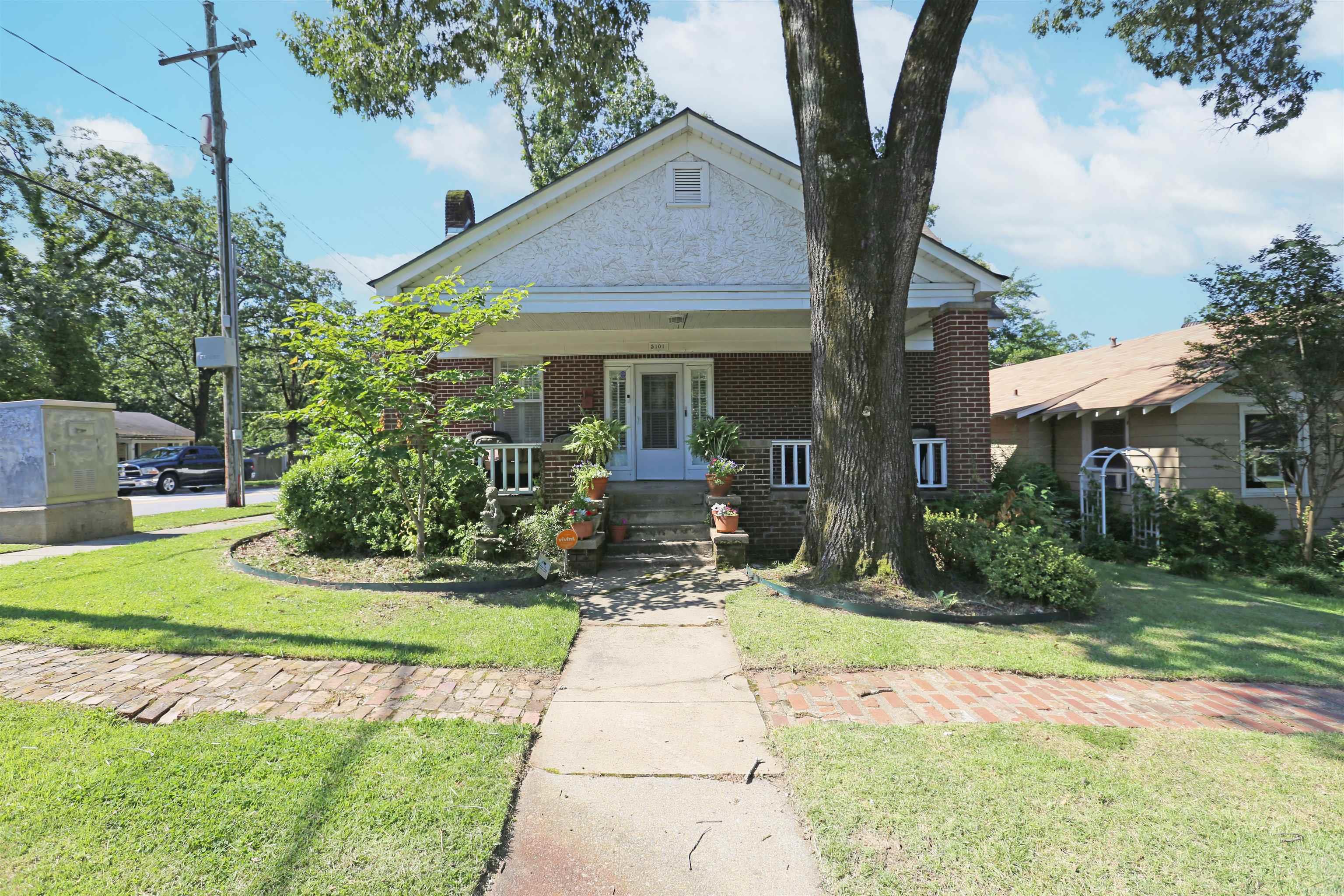 5101 Lee Avenue