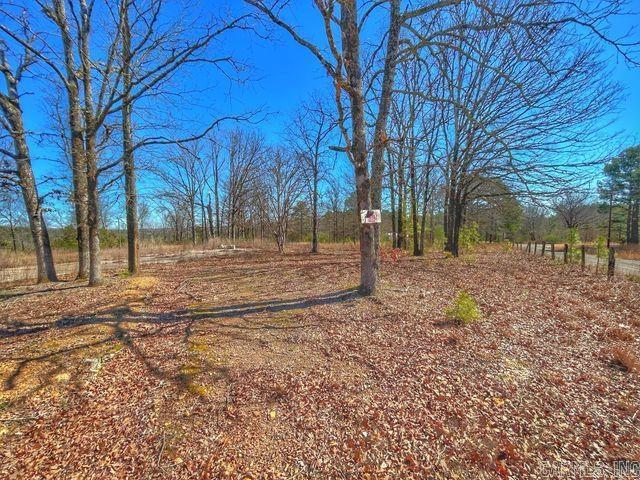 320 Hunters Rd
