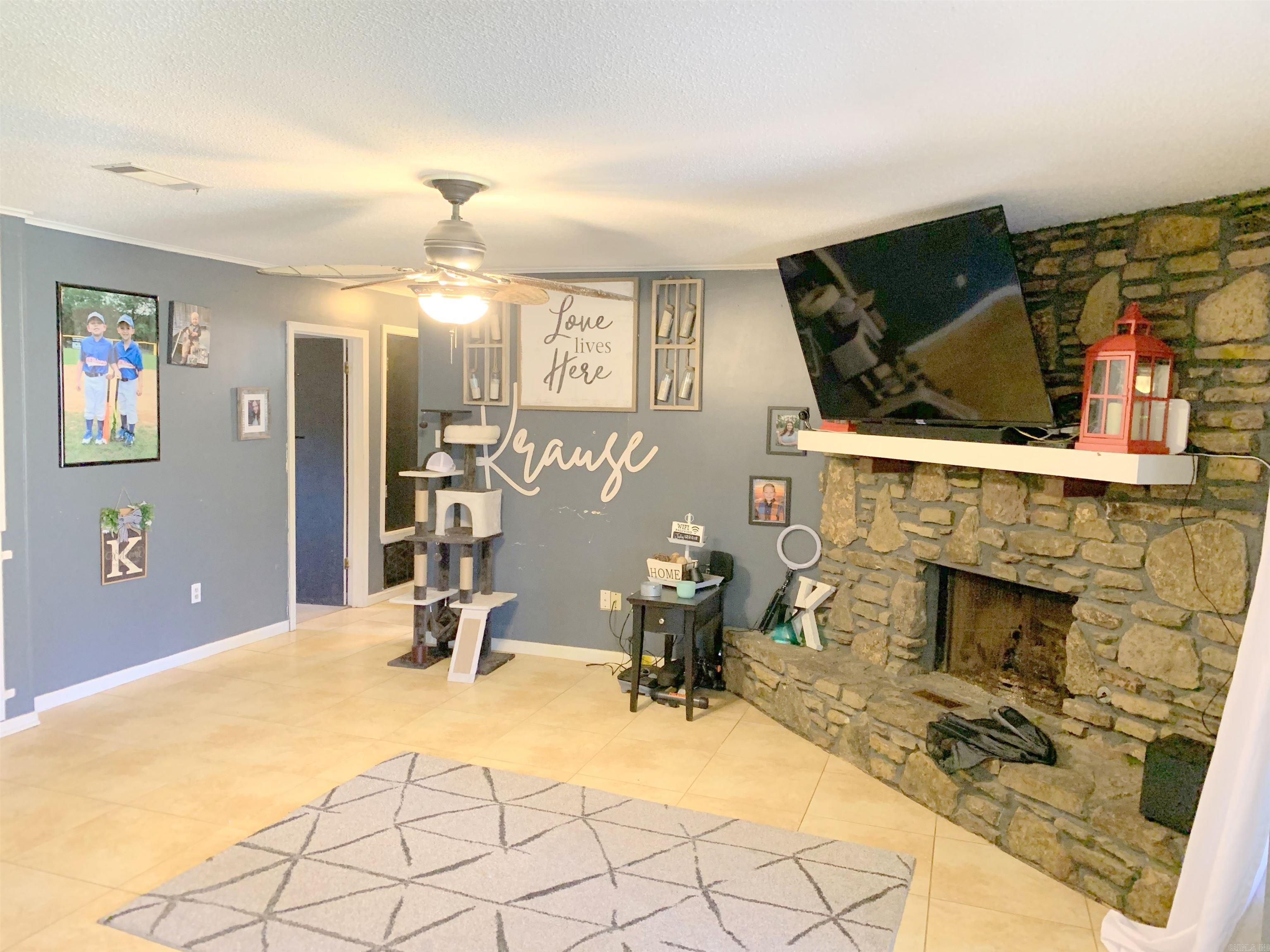 1205 Donna Drive