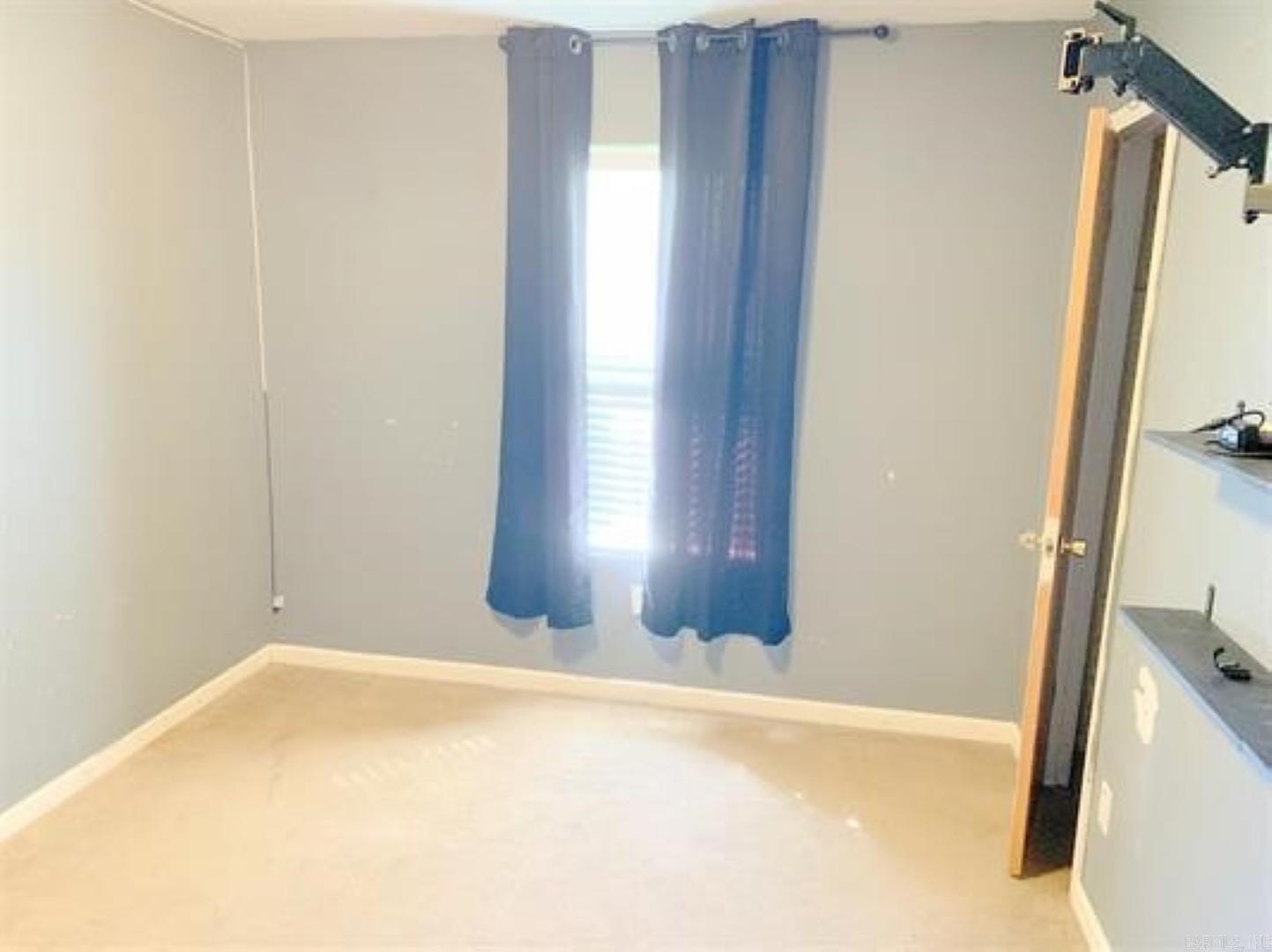 1205 Donna Drive