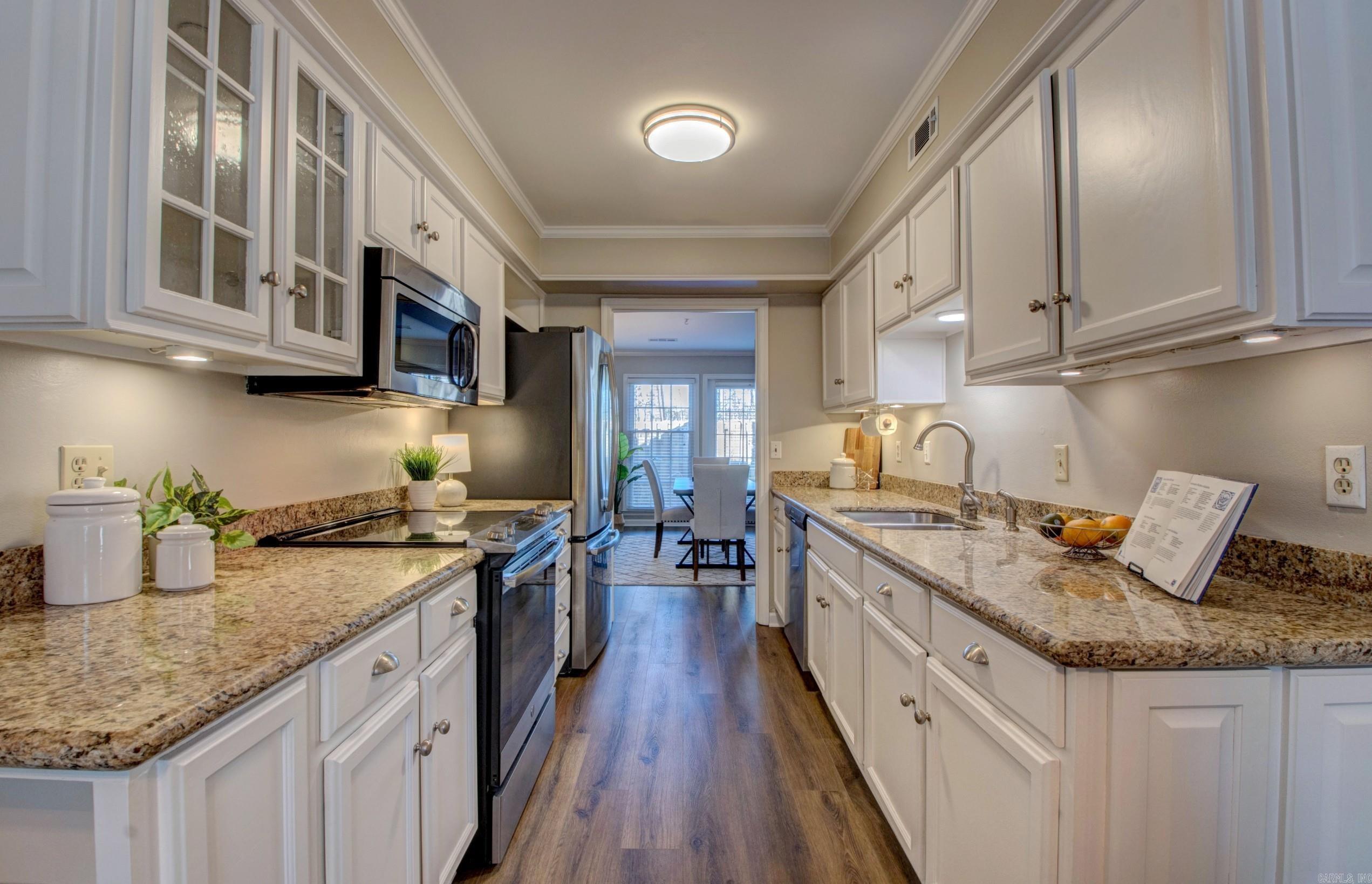 2200 Andover Court Unit: 704