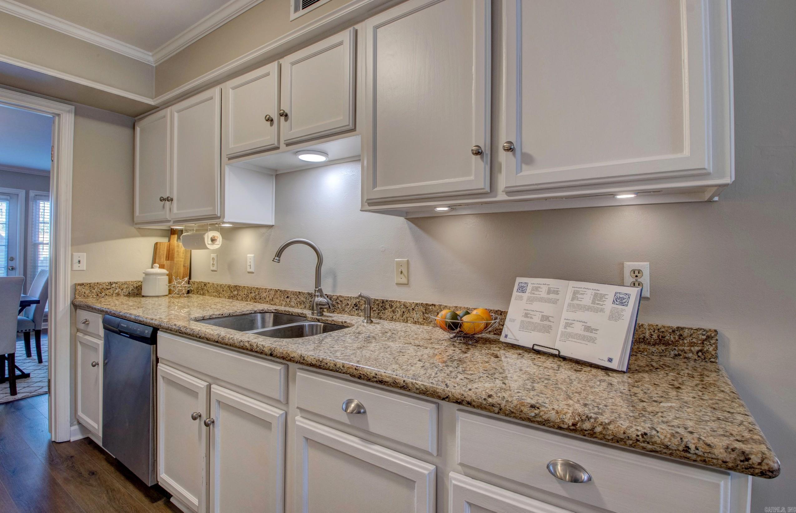 2200 Andover Court Unit: 704