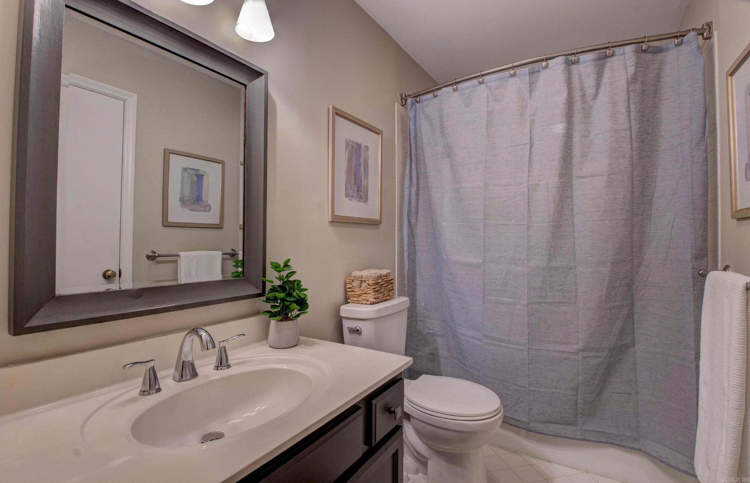 2200 Andover Court Unit: 704