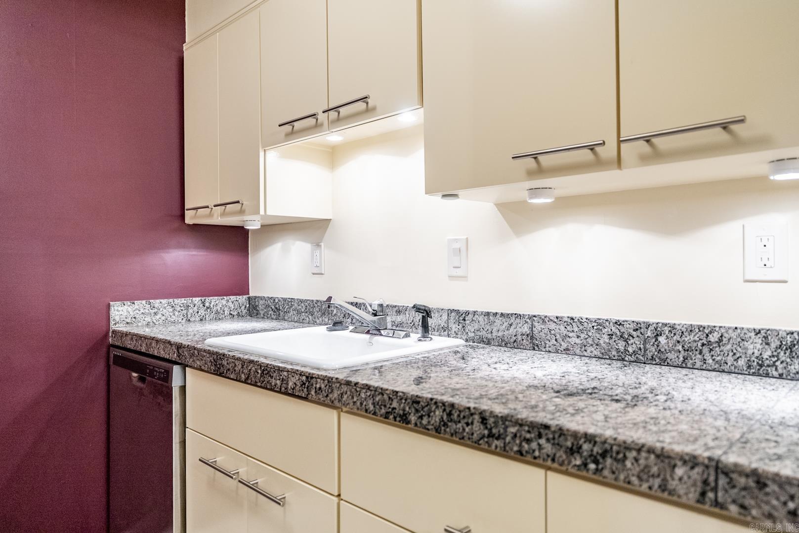 700 9th Unit 3K Street