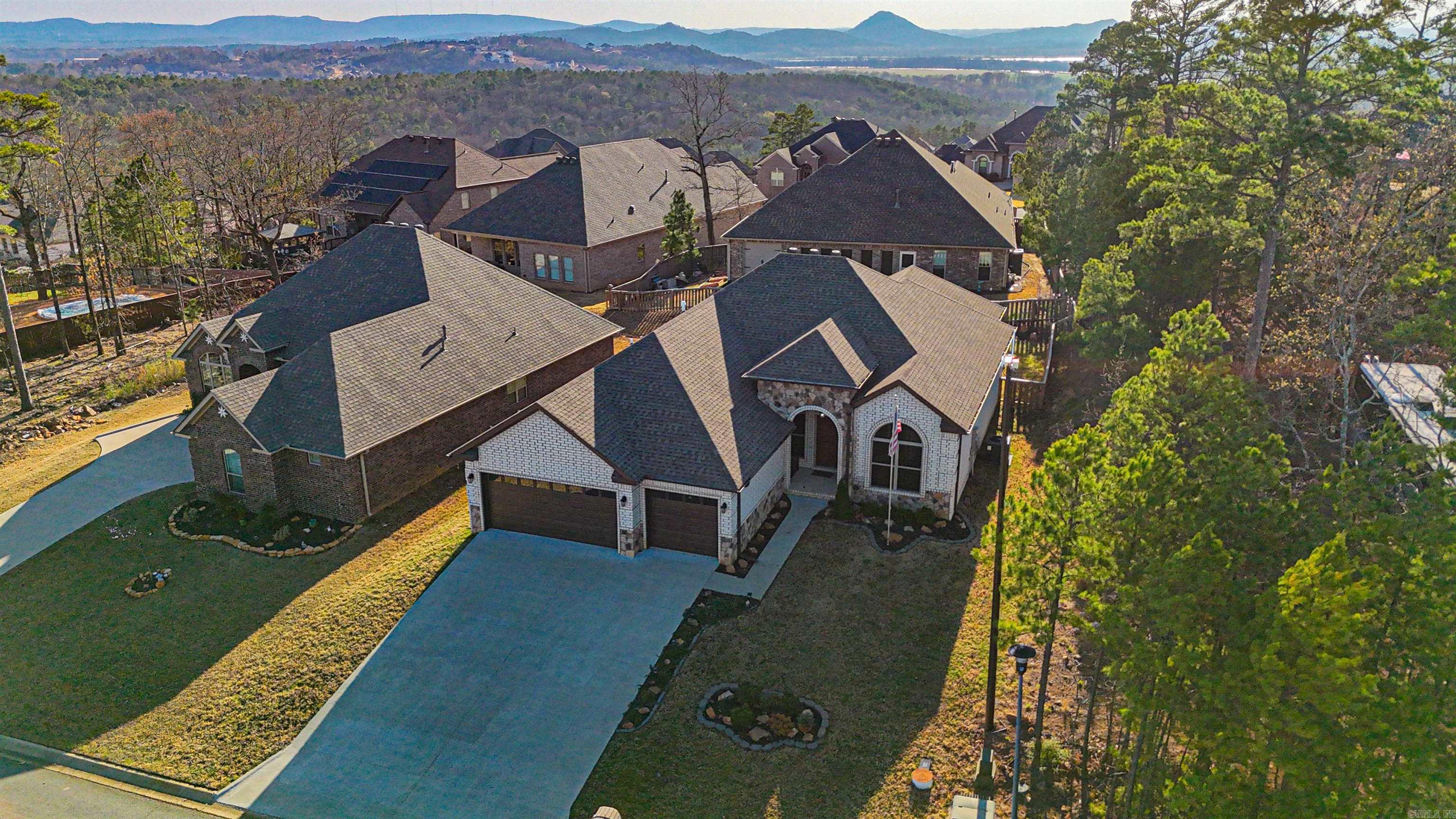 133 Majestic Circle
