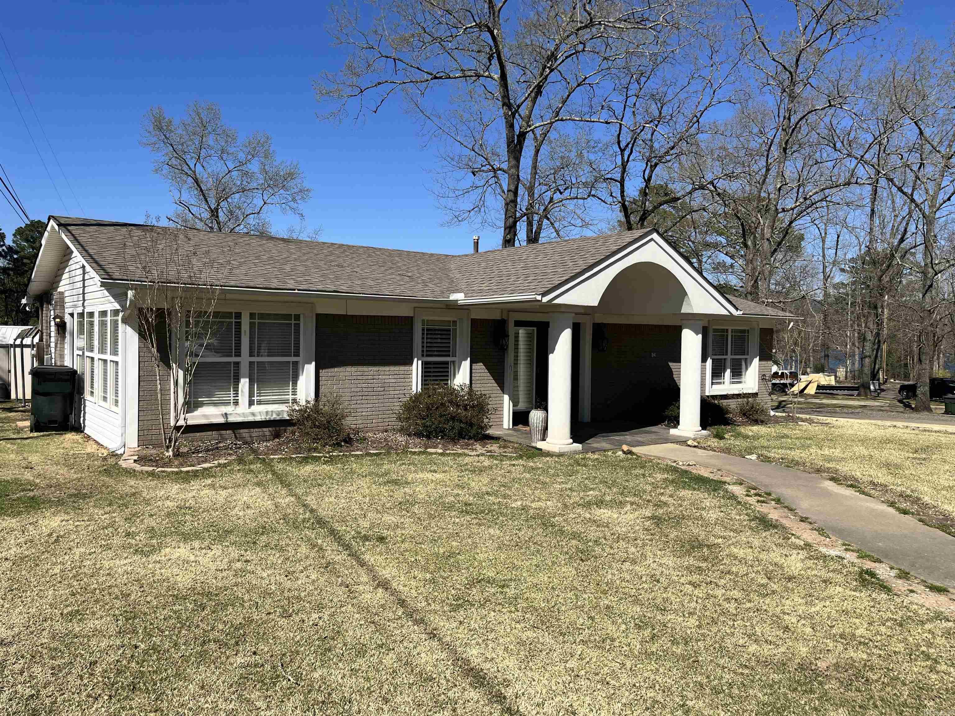 205 Glen Eagle Loop