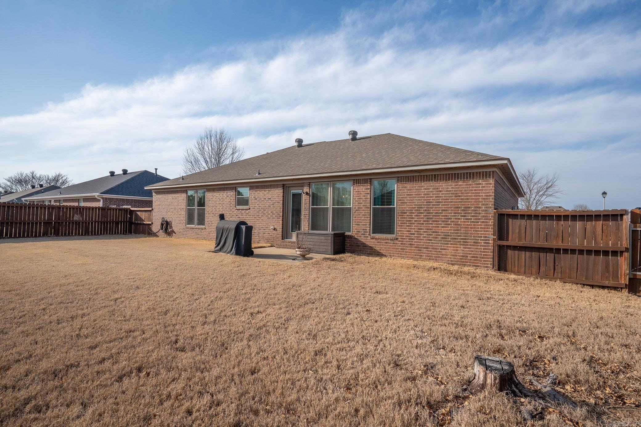 2805 Makenzie