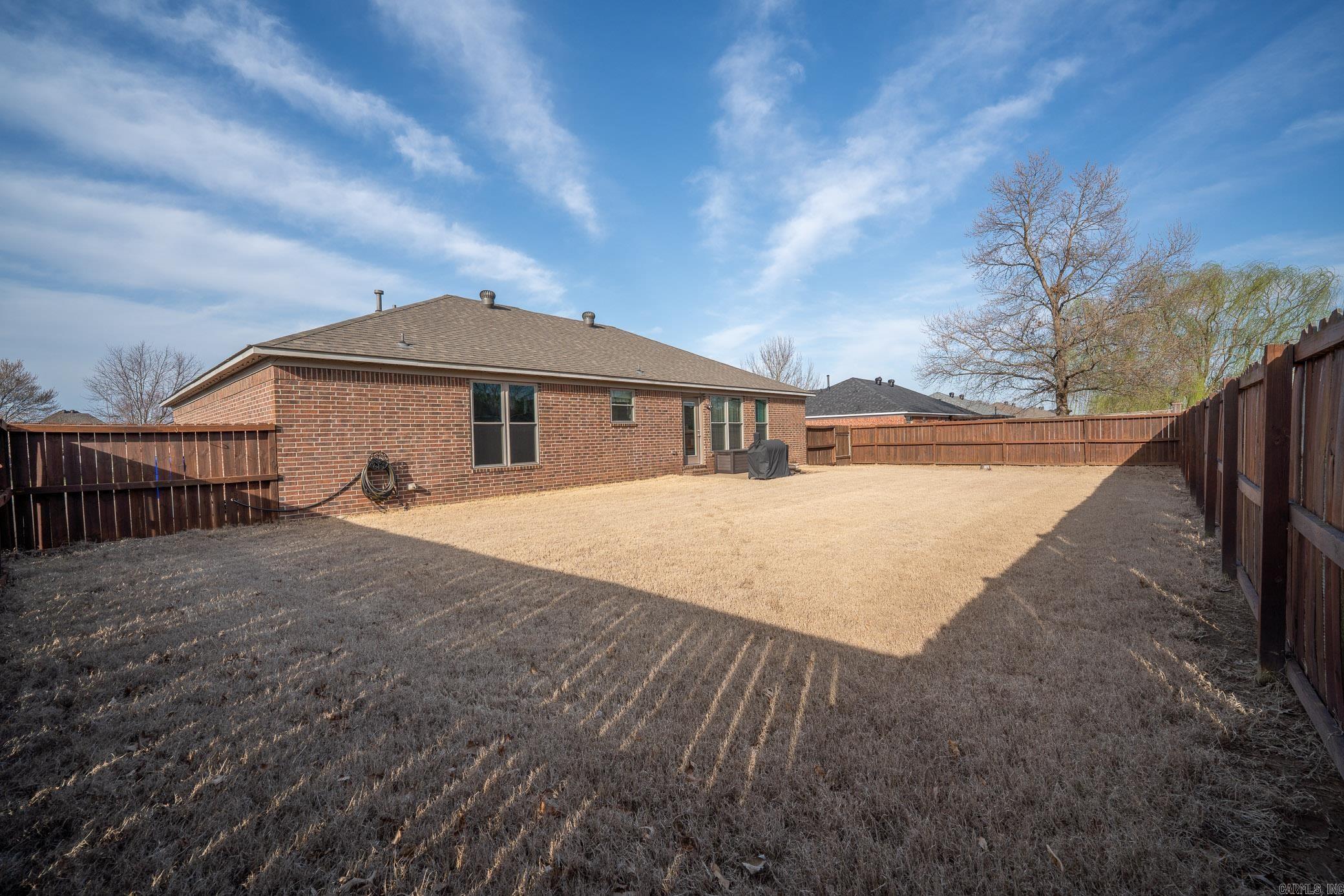 2805 Makenzie