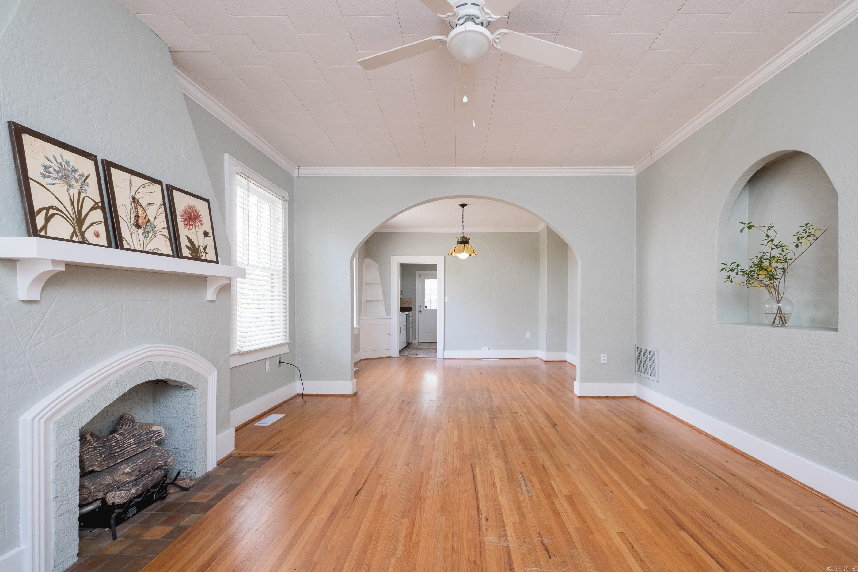 207 Dennison Street