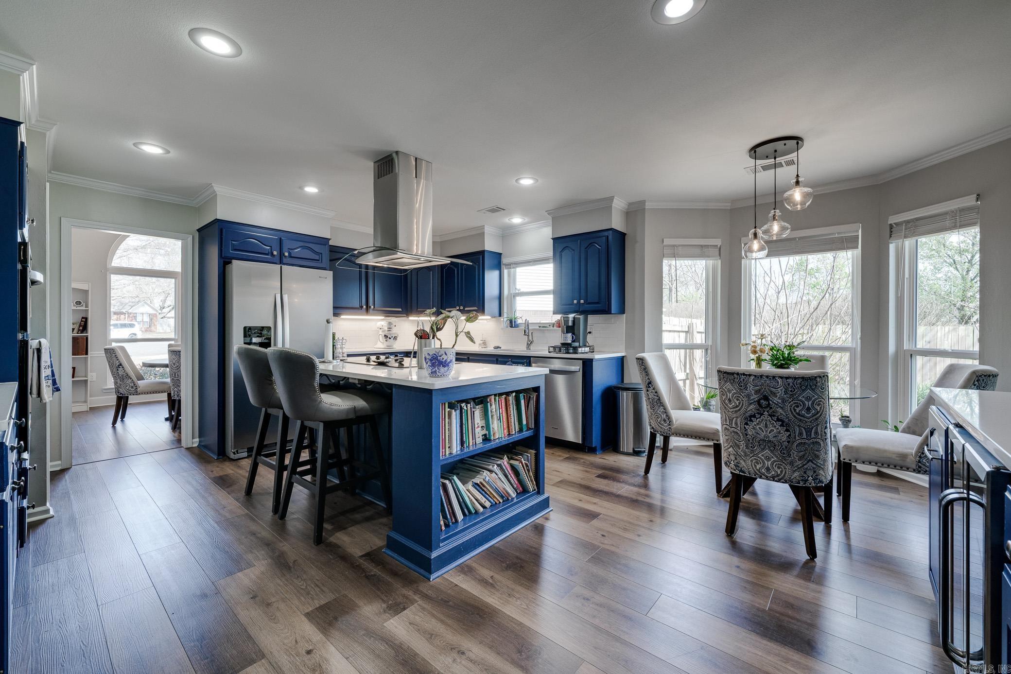 2105 Maplewood Drive