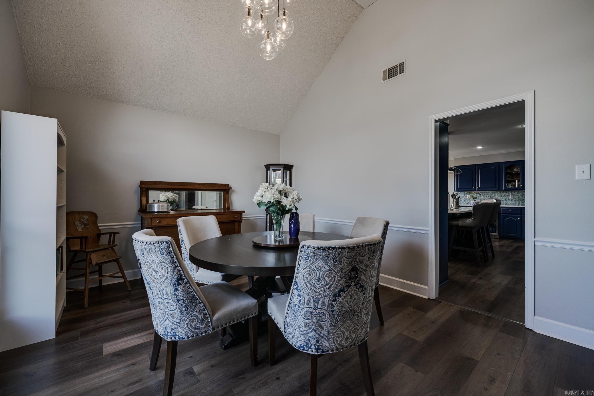 2105 Maplewood Drive