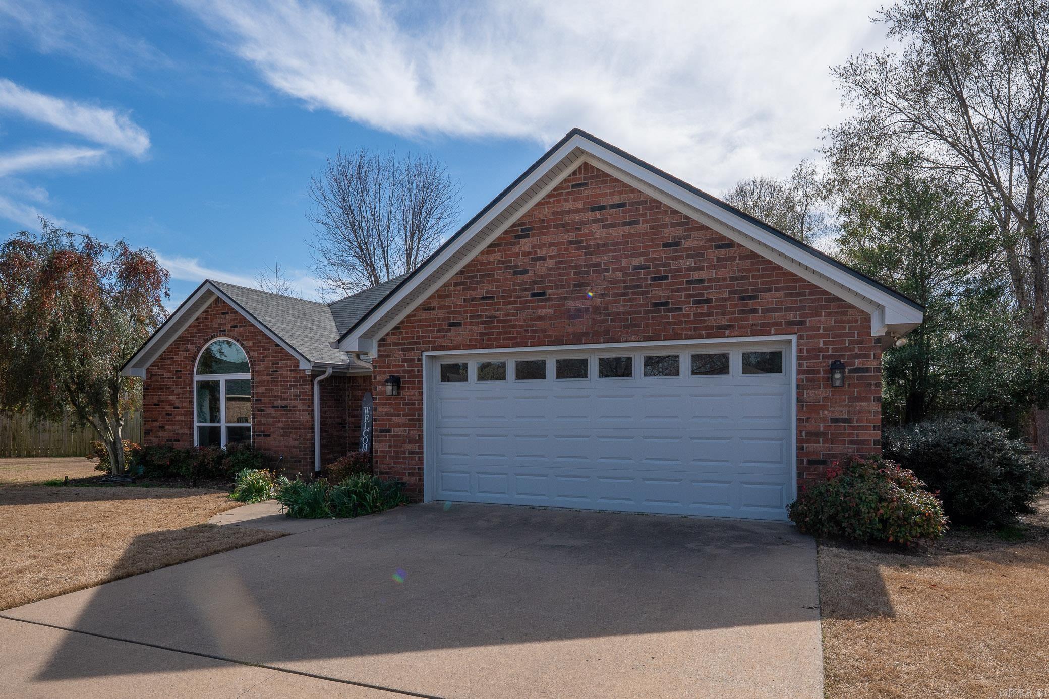 2105 Maplewood Drive