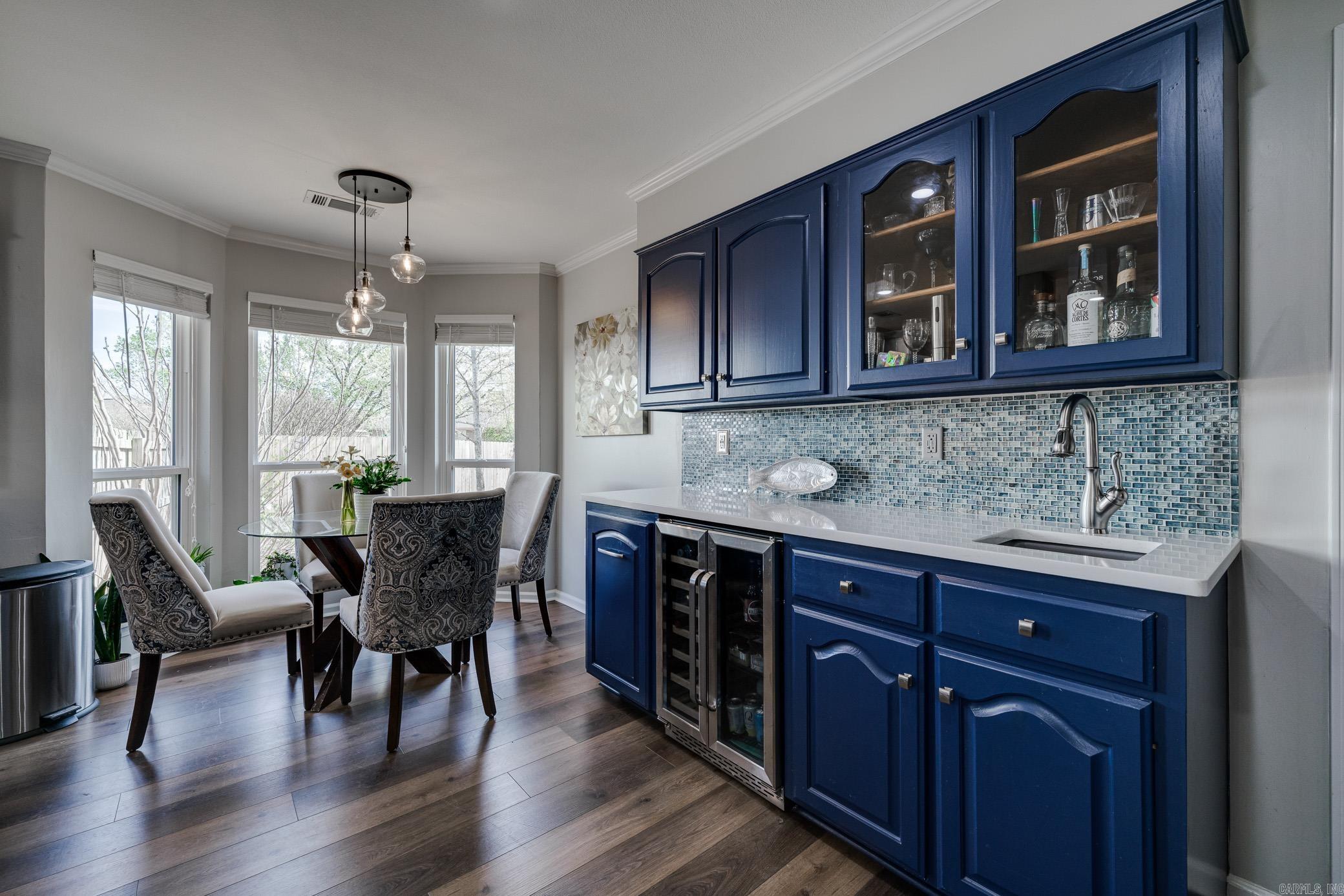 2105 Maplewood Drive