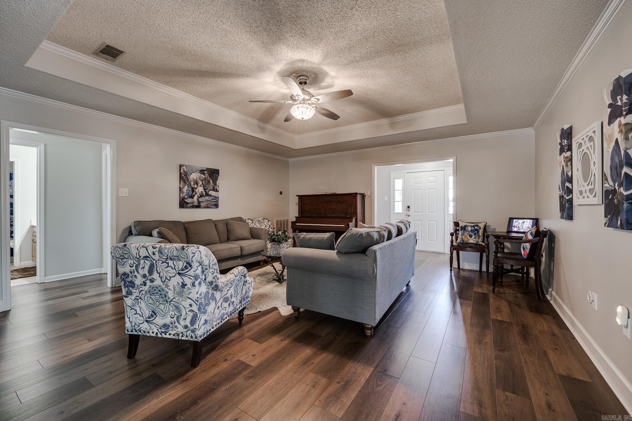2105 Maplewood Drive