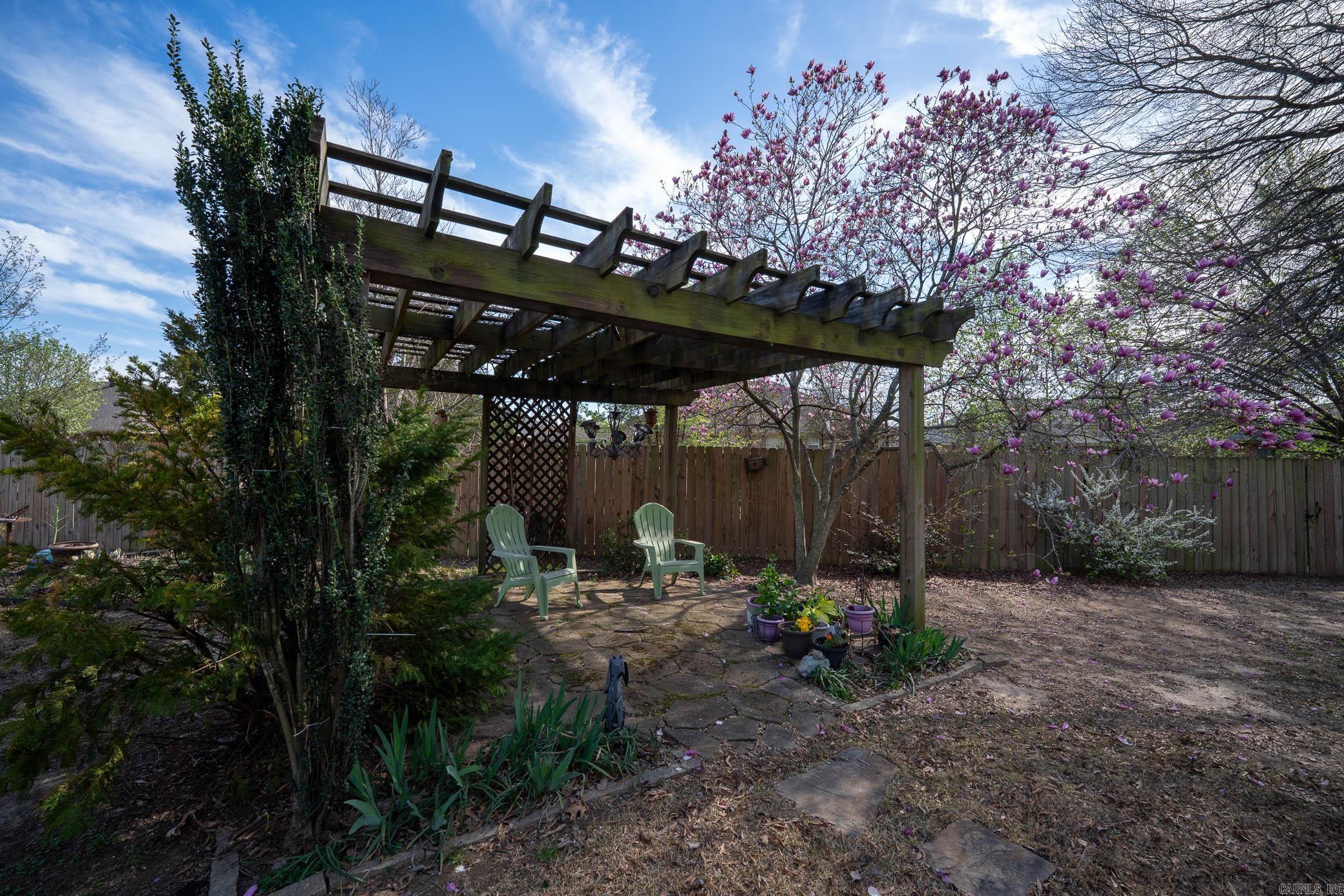 2105 Maplewood Drive