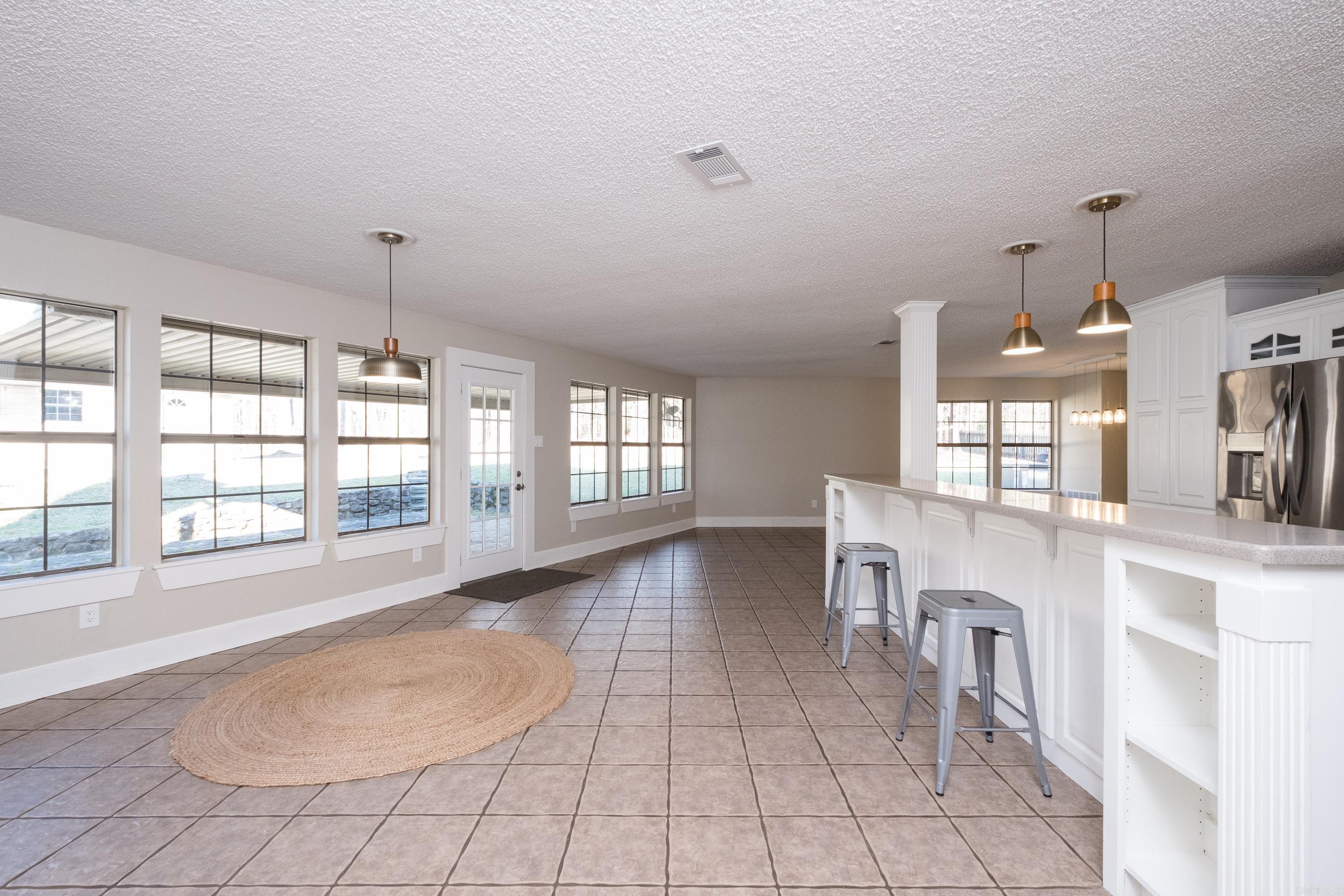 1502 Hickory Drive