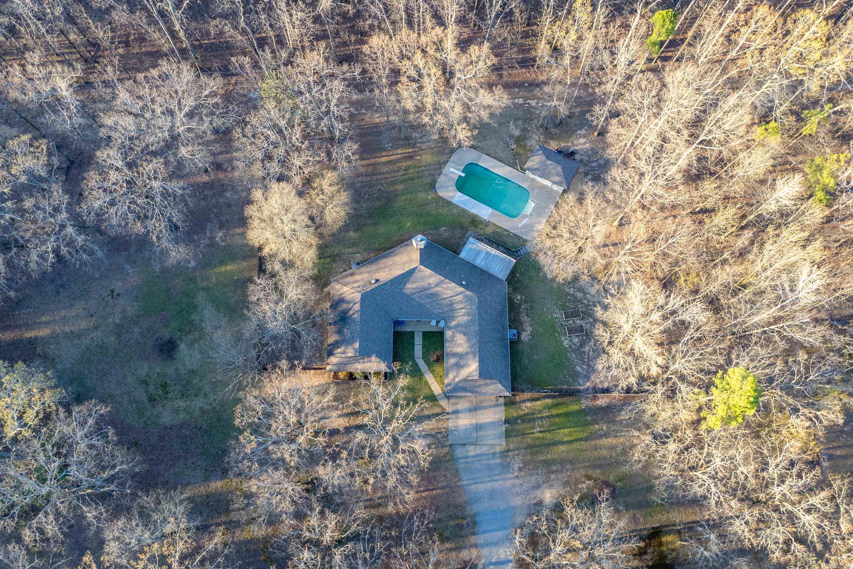 1502 Hickory Drive