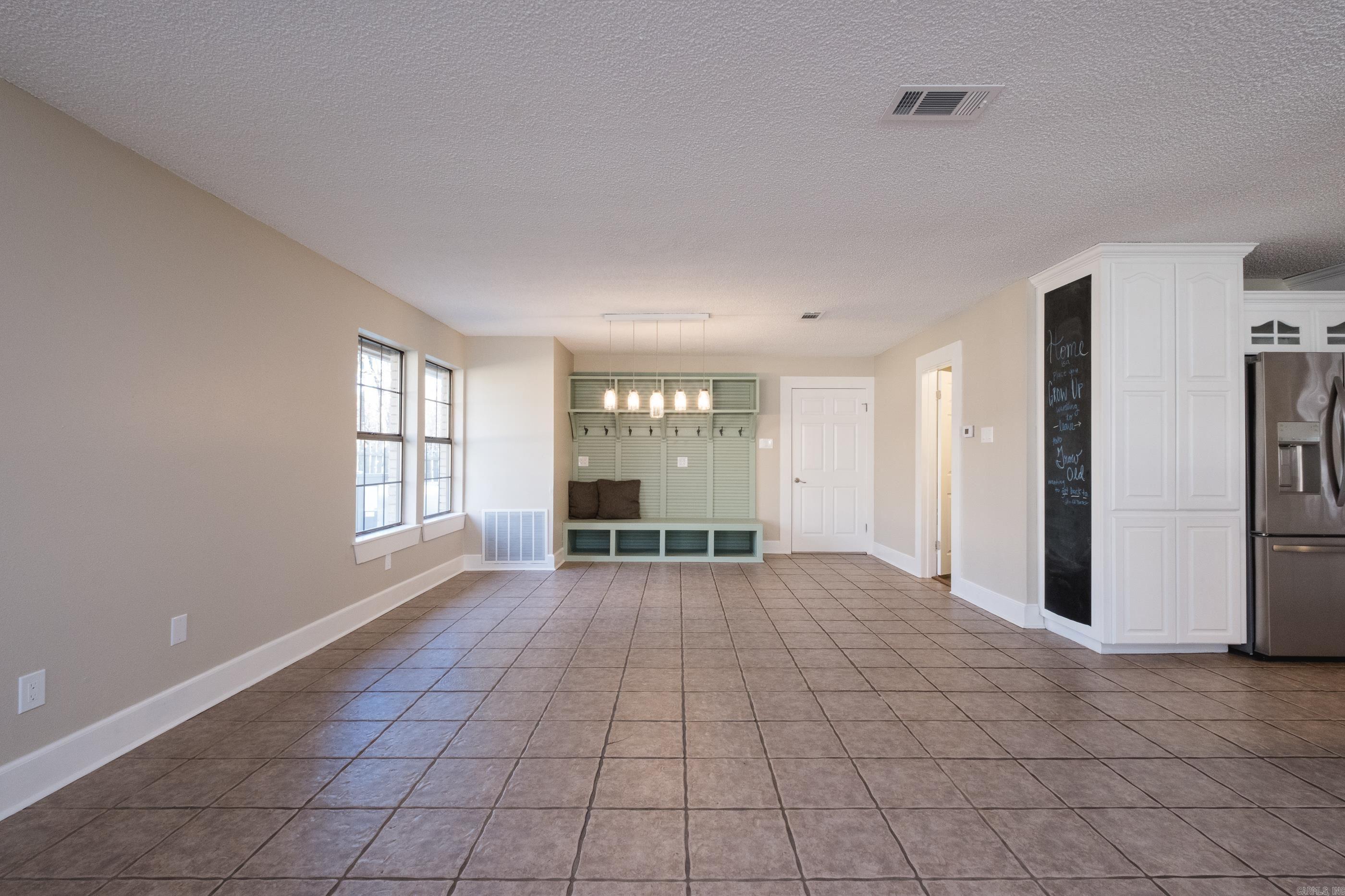 1502 Hickory Drive