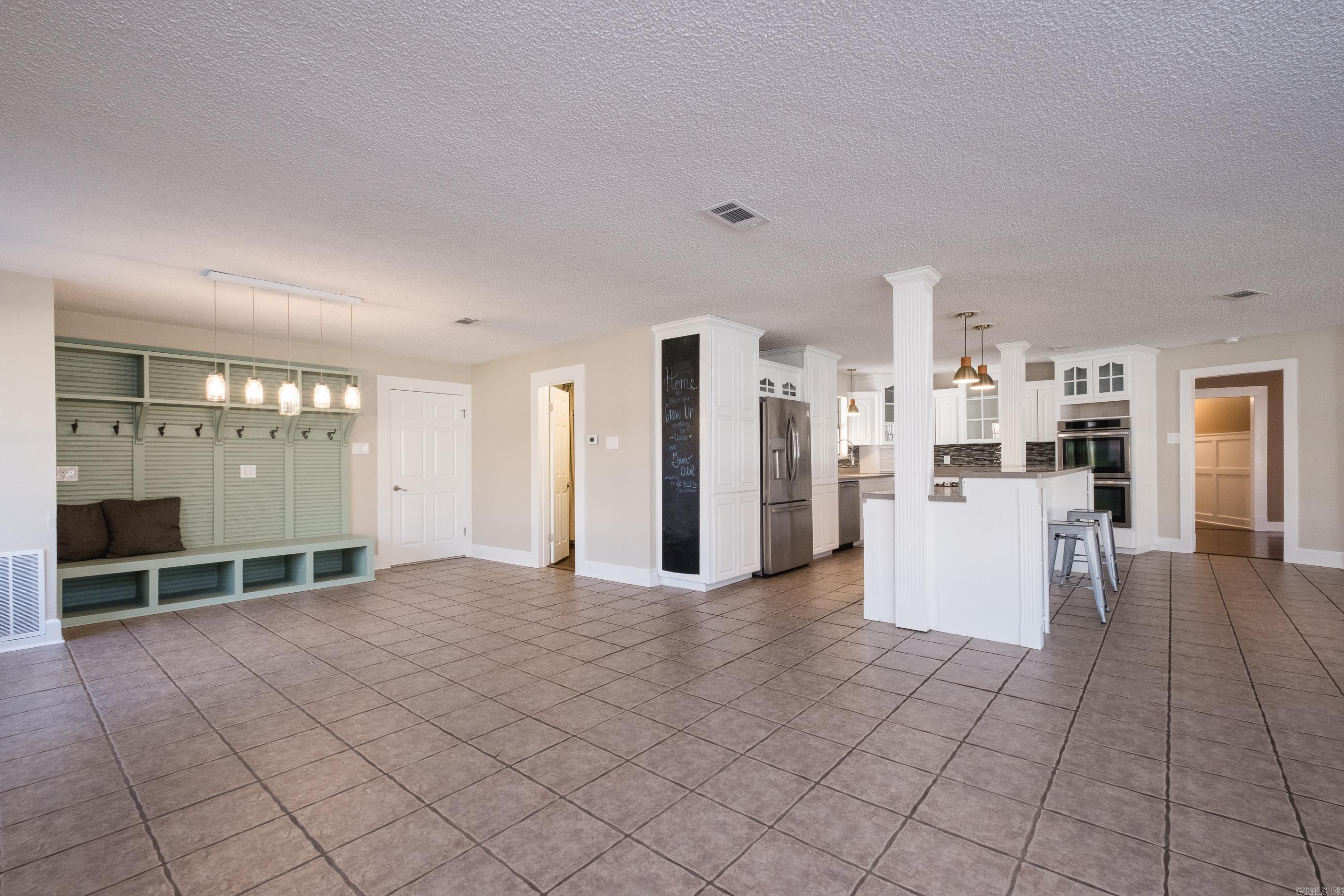 1502 Hickory Drive