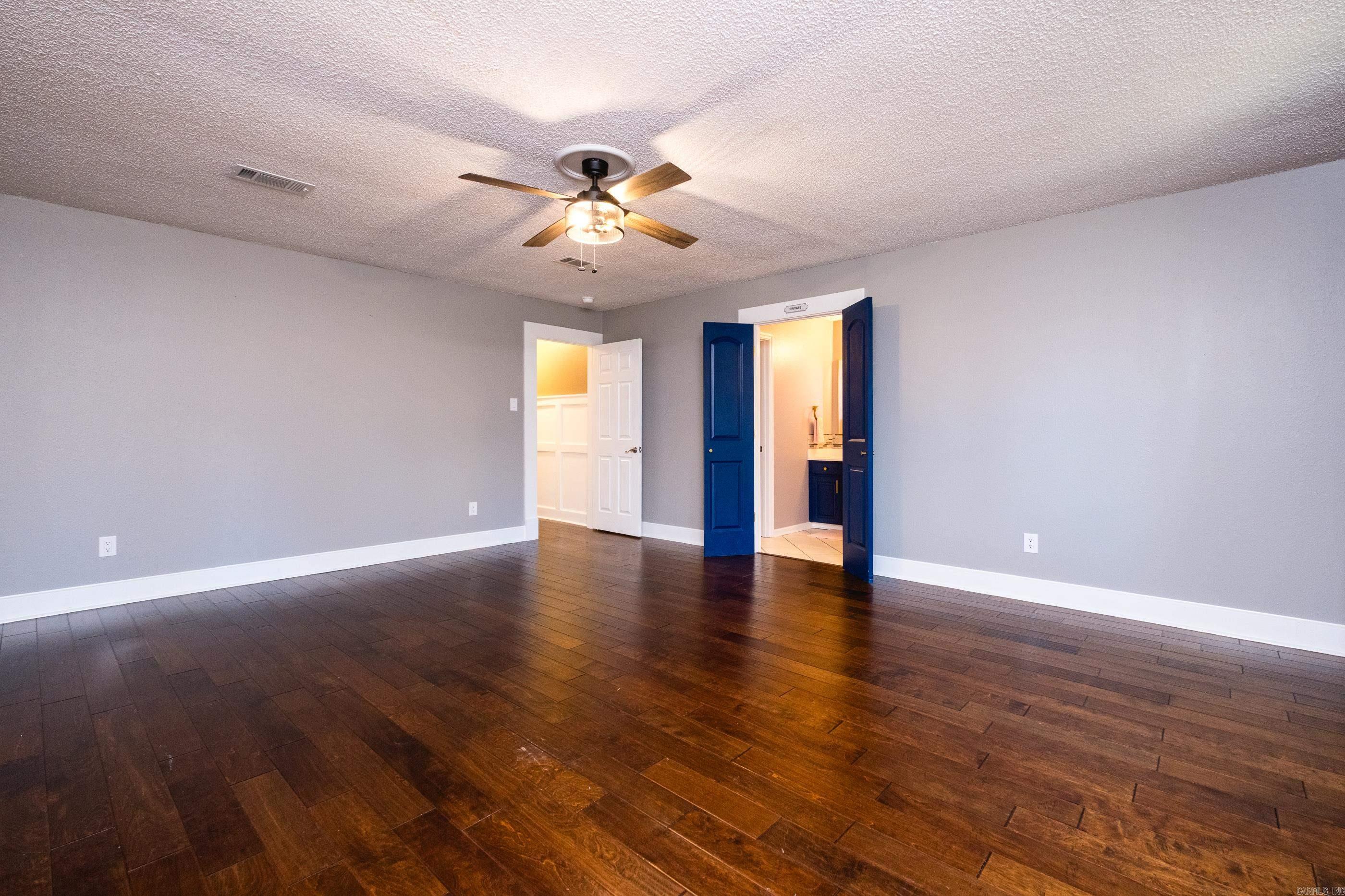 1502 Hickory Drive