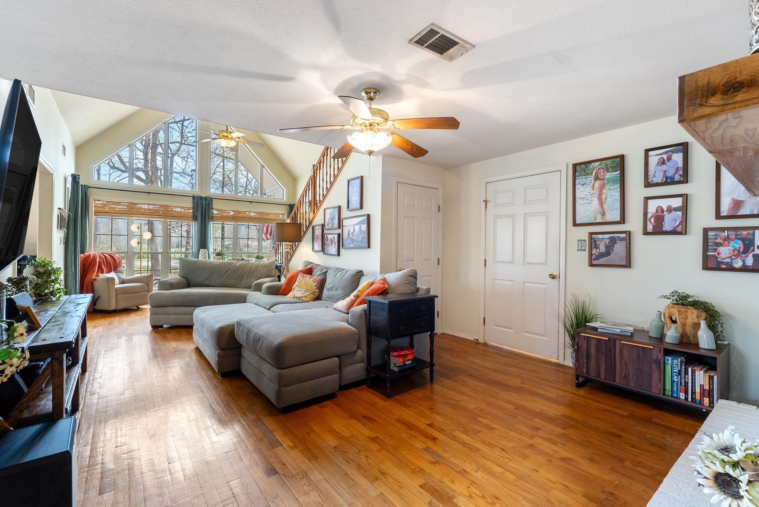 8 Allen Point
