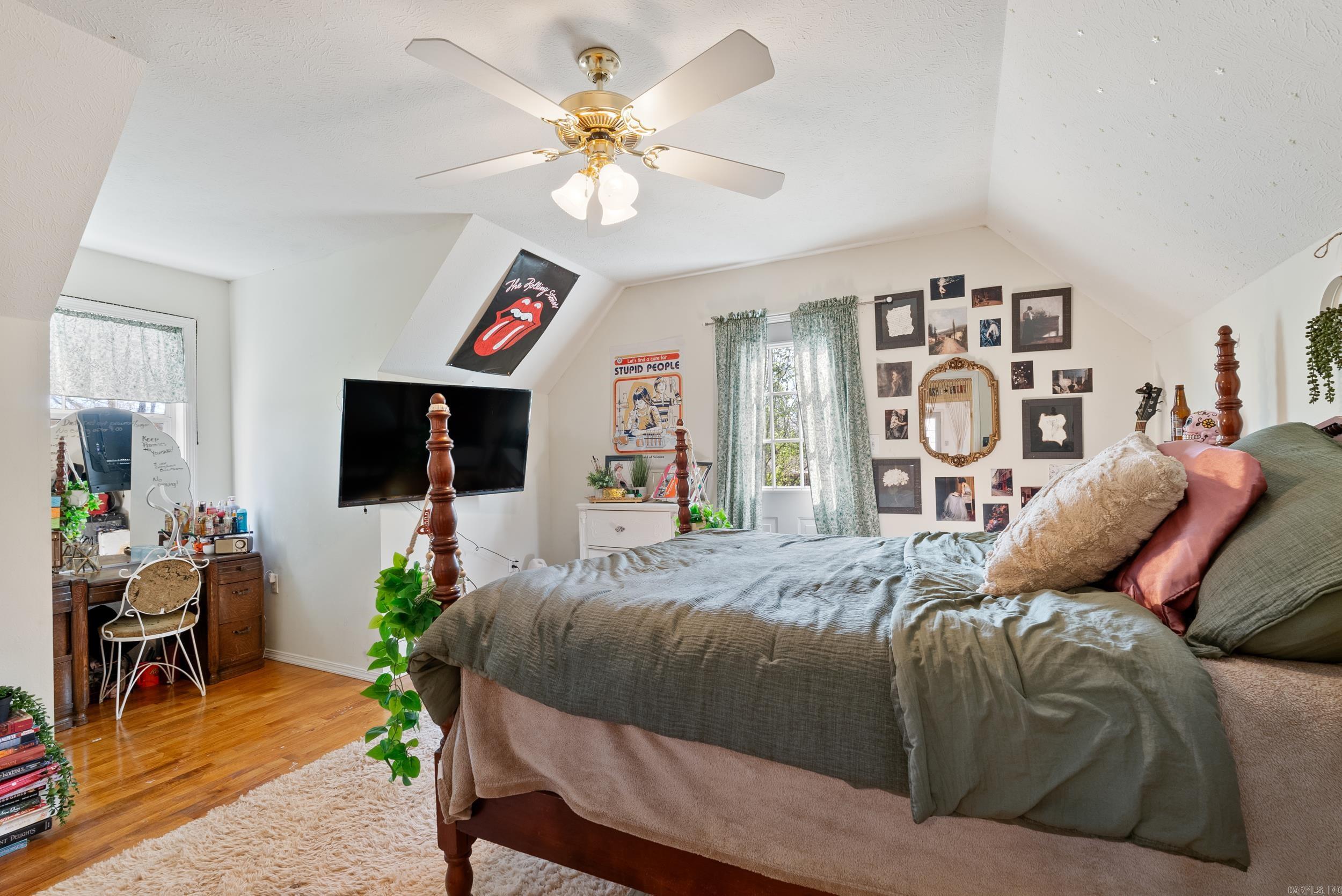 8 Allen Point