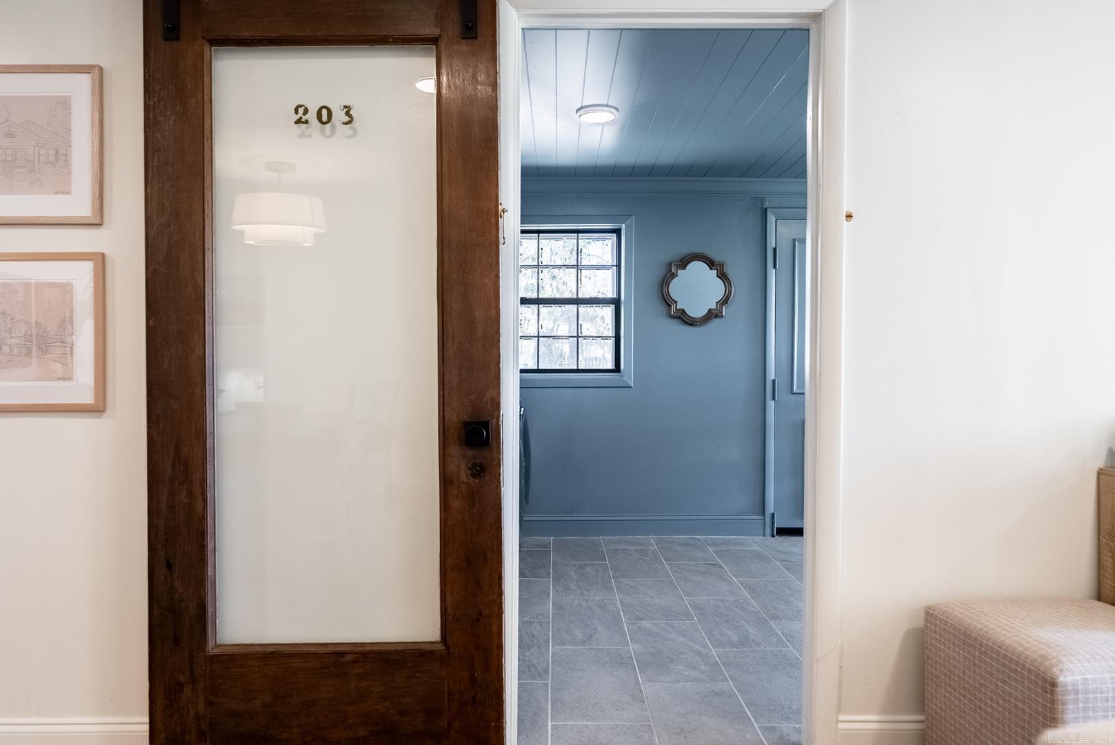 37 Dam Road