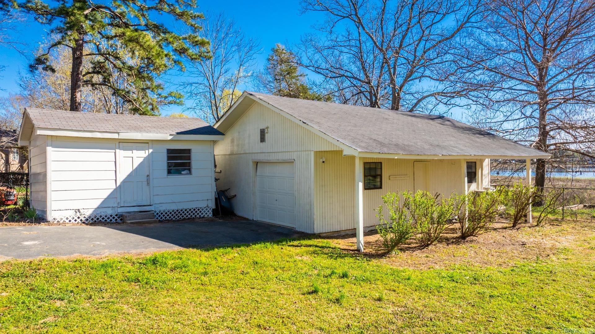 37 Dam Road
