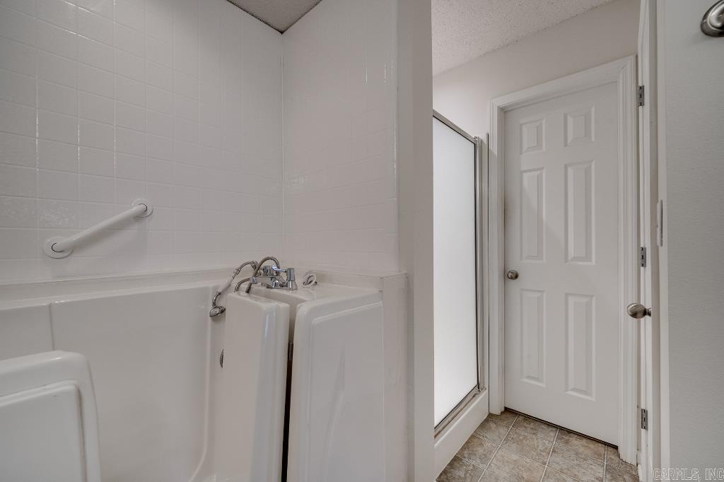 323 Lamplighter Drive