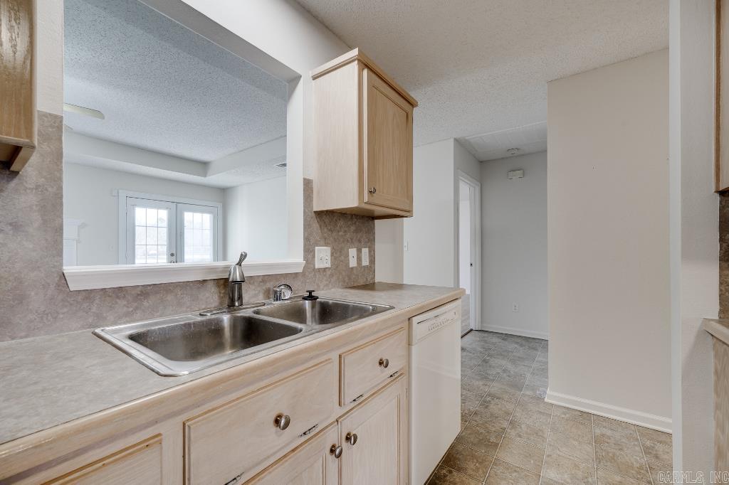 323 Lamplighter Drive