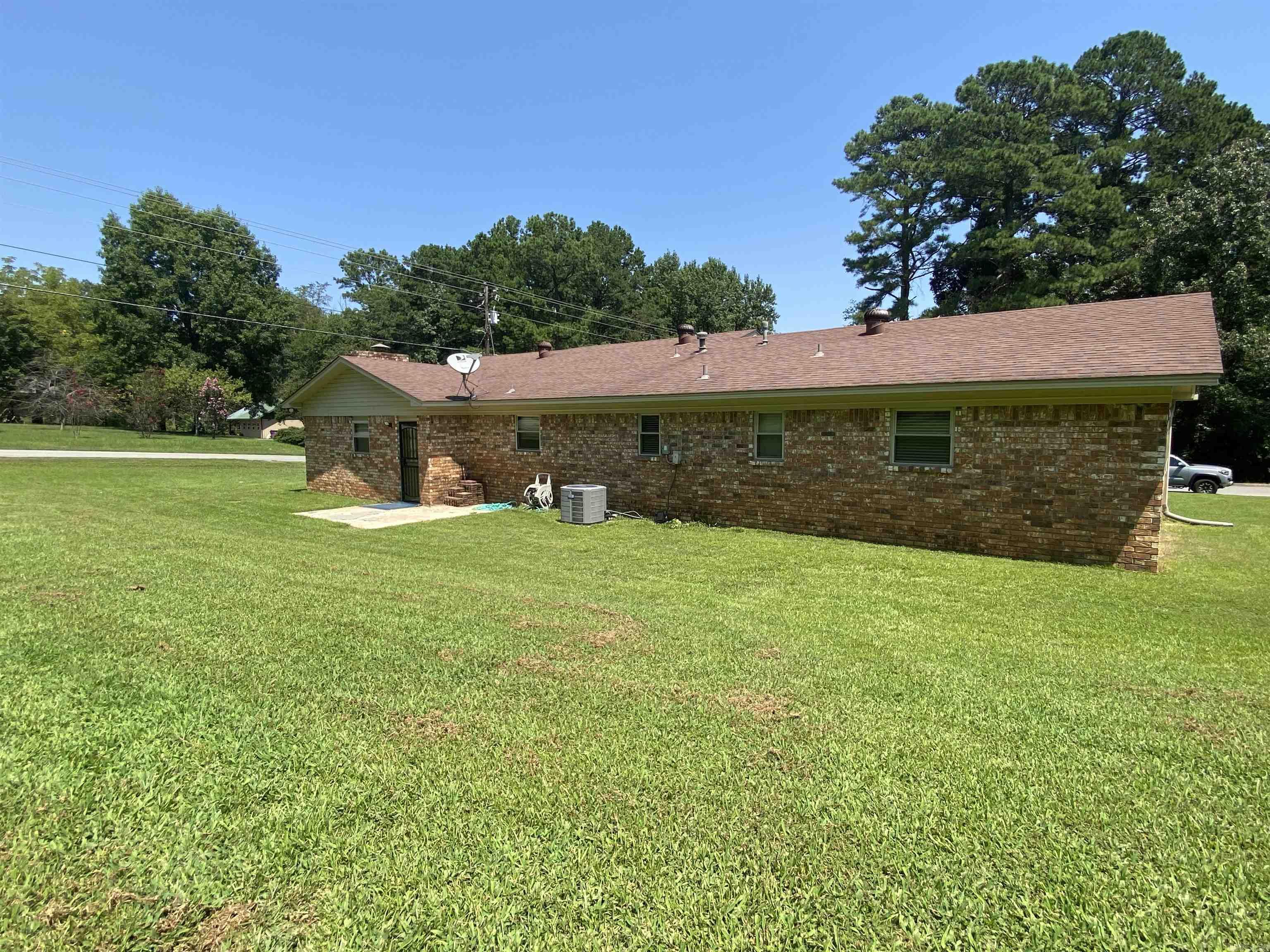 6905 Quail Run Drive