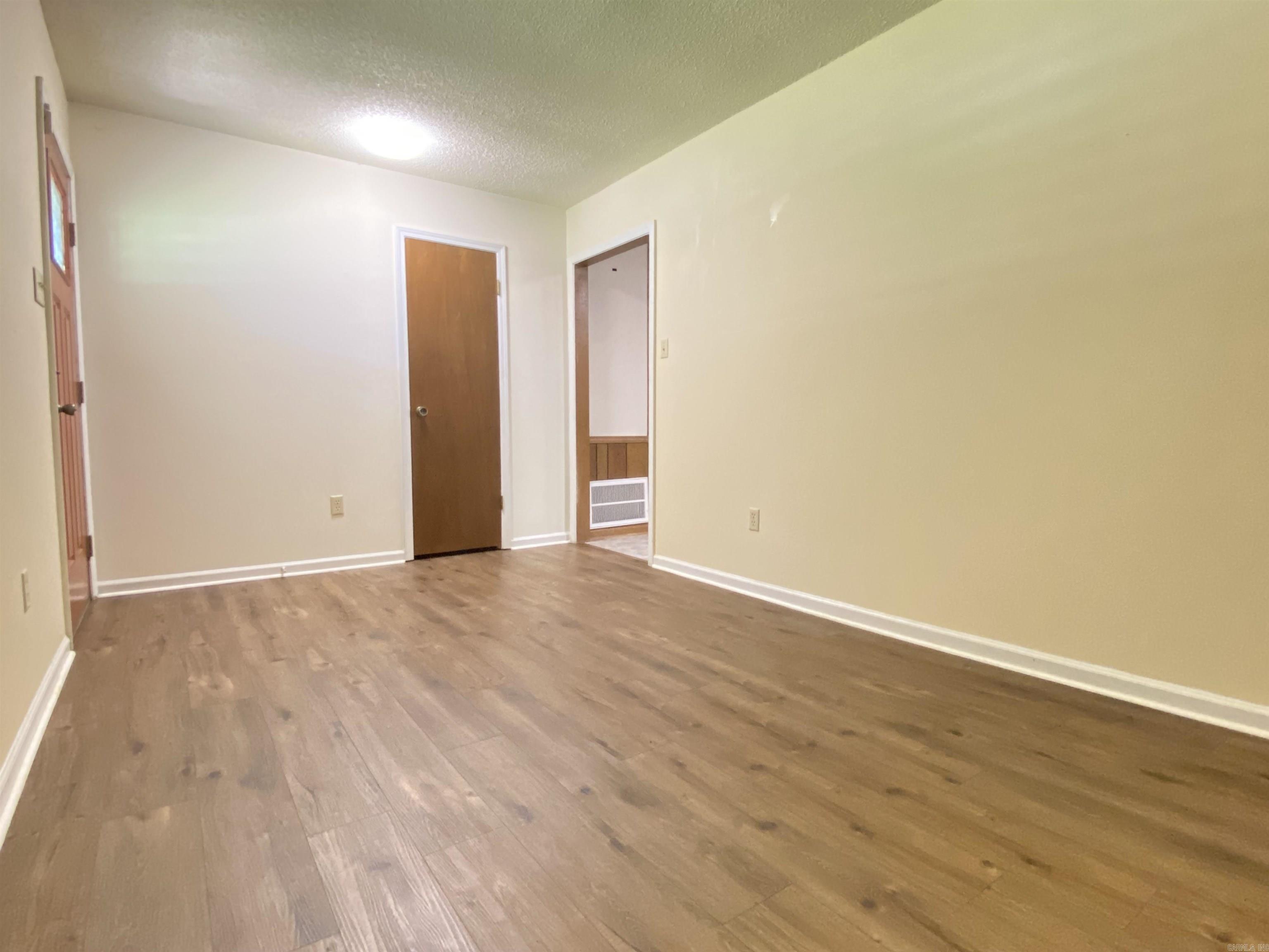 6905 Quail Run Drive