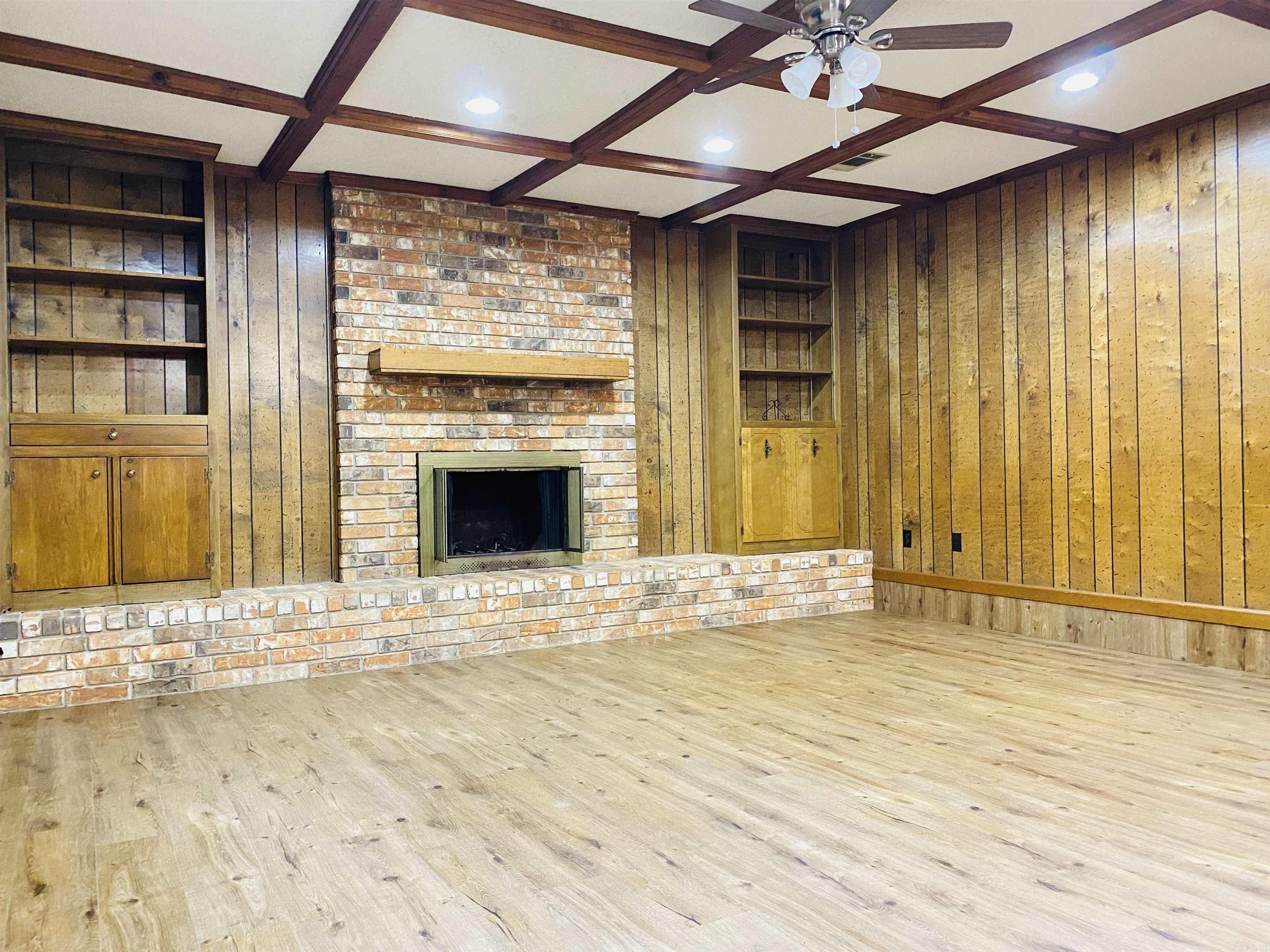 6905 Quail Run Drive