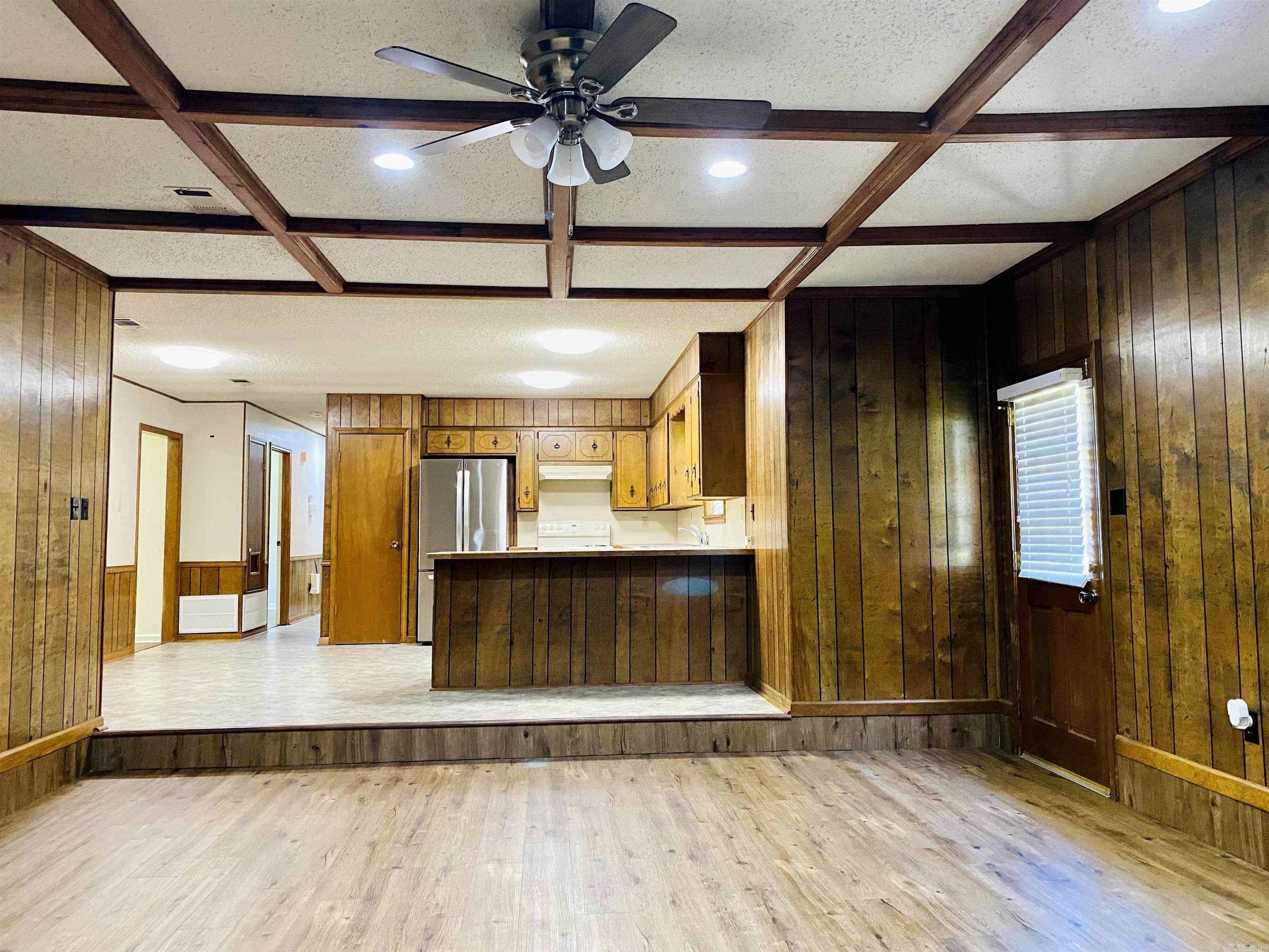 6905 Quail Run Drive