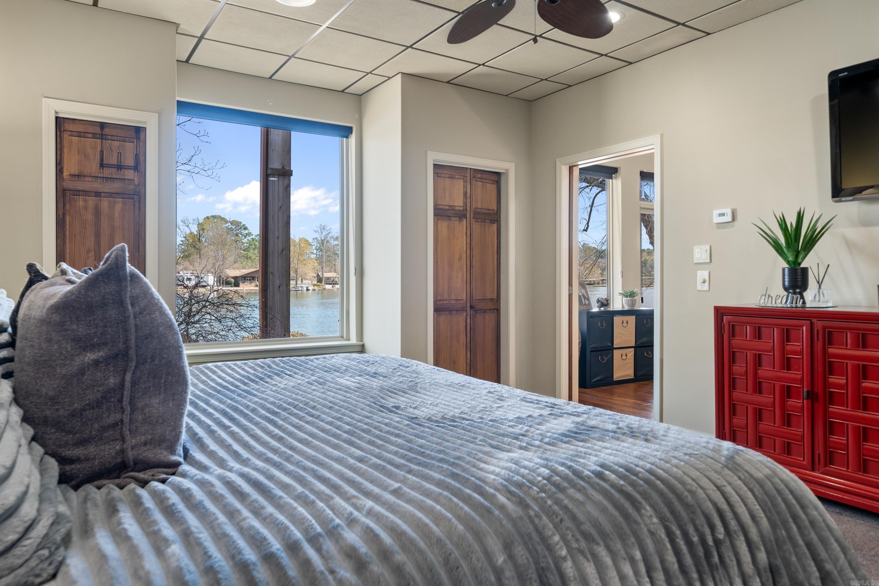 207 & 208 Ski Motel Point