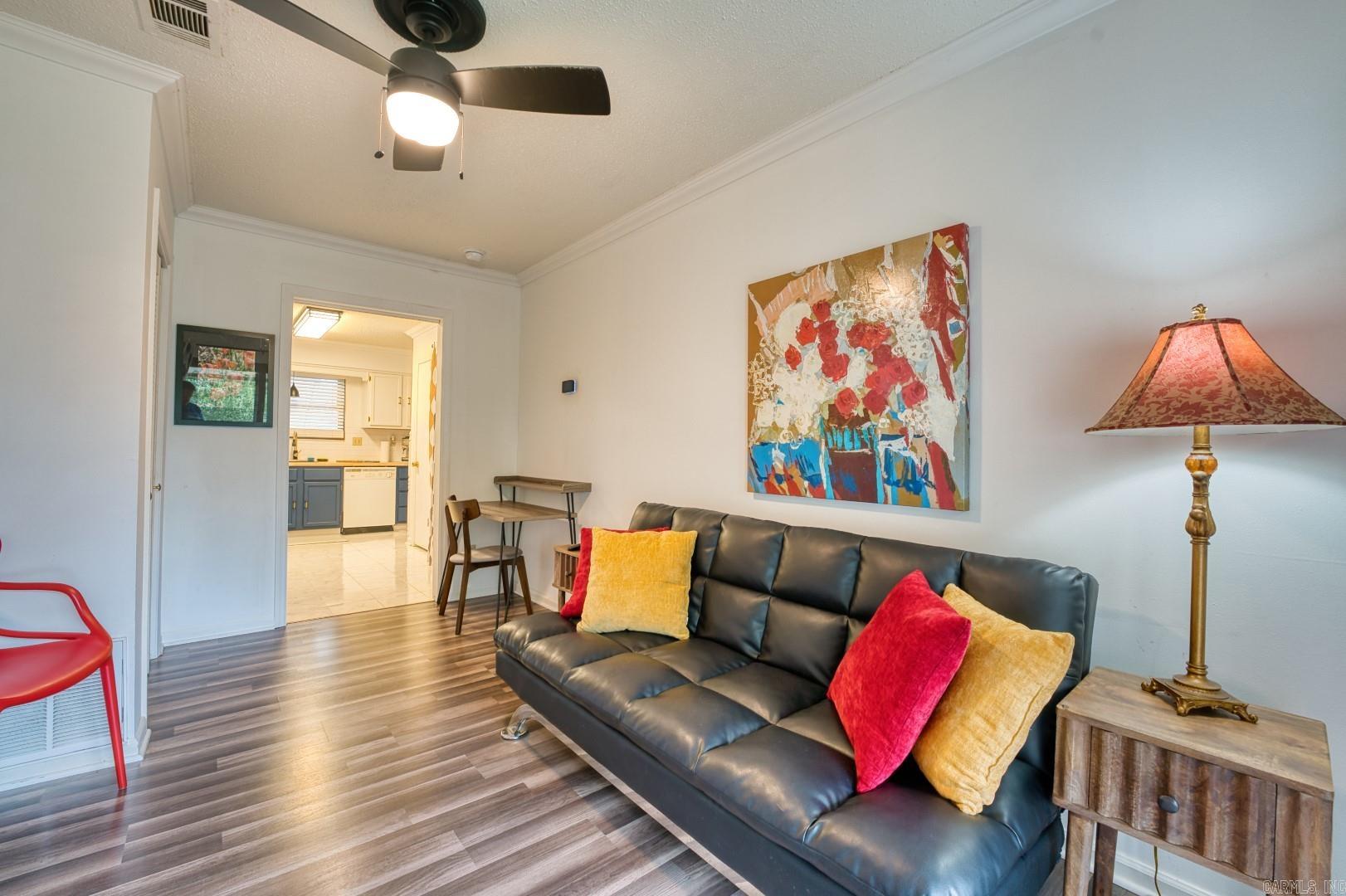 125 Carl Drive, Unit 9