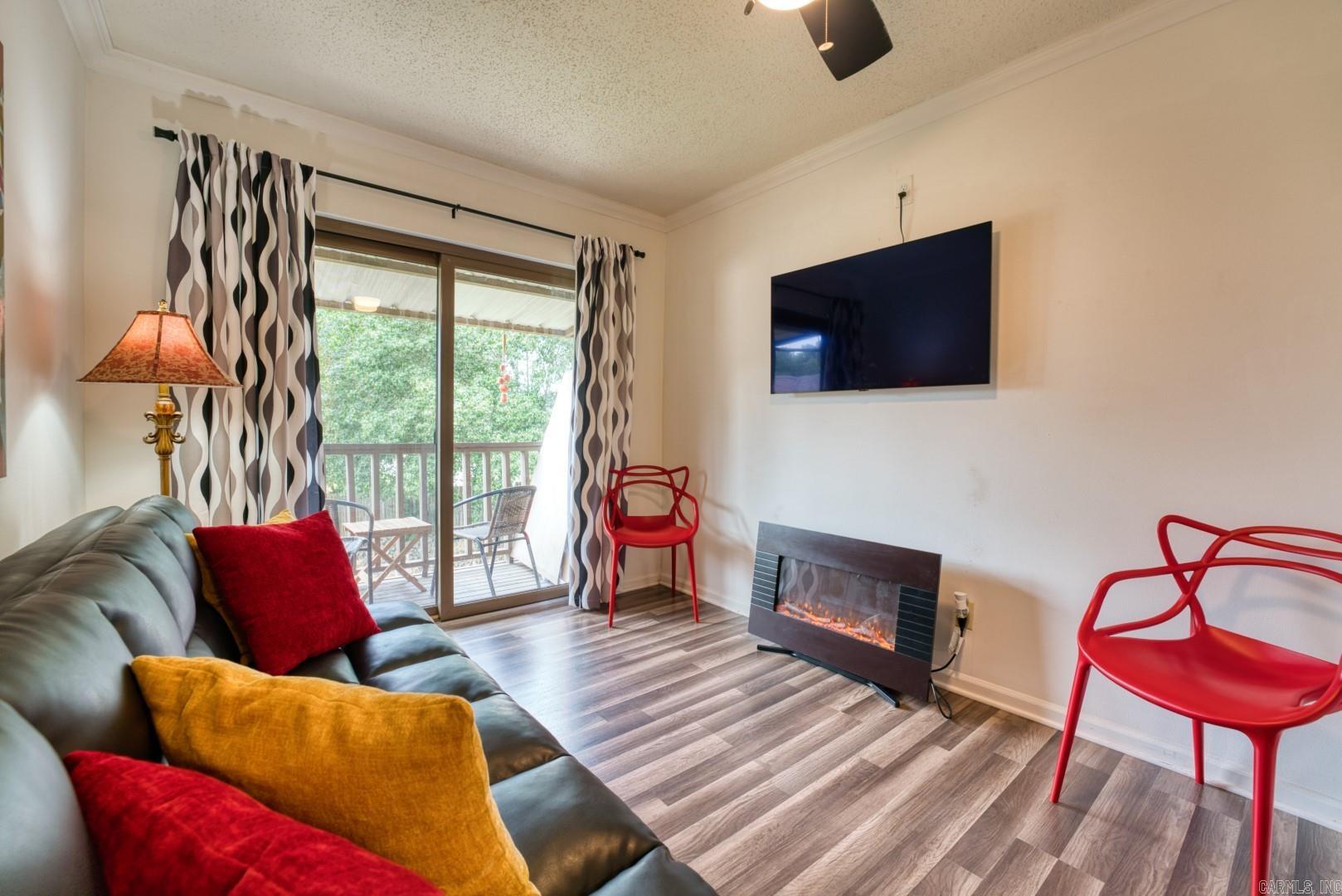 125 Carl Drive, Unit 9