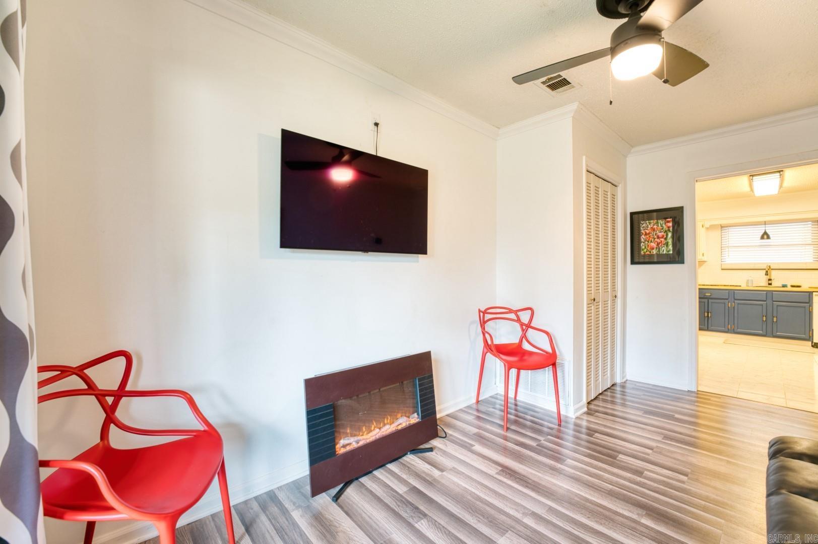 125 Carl Drive, Unit 9