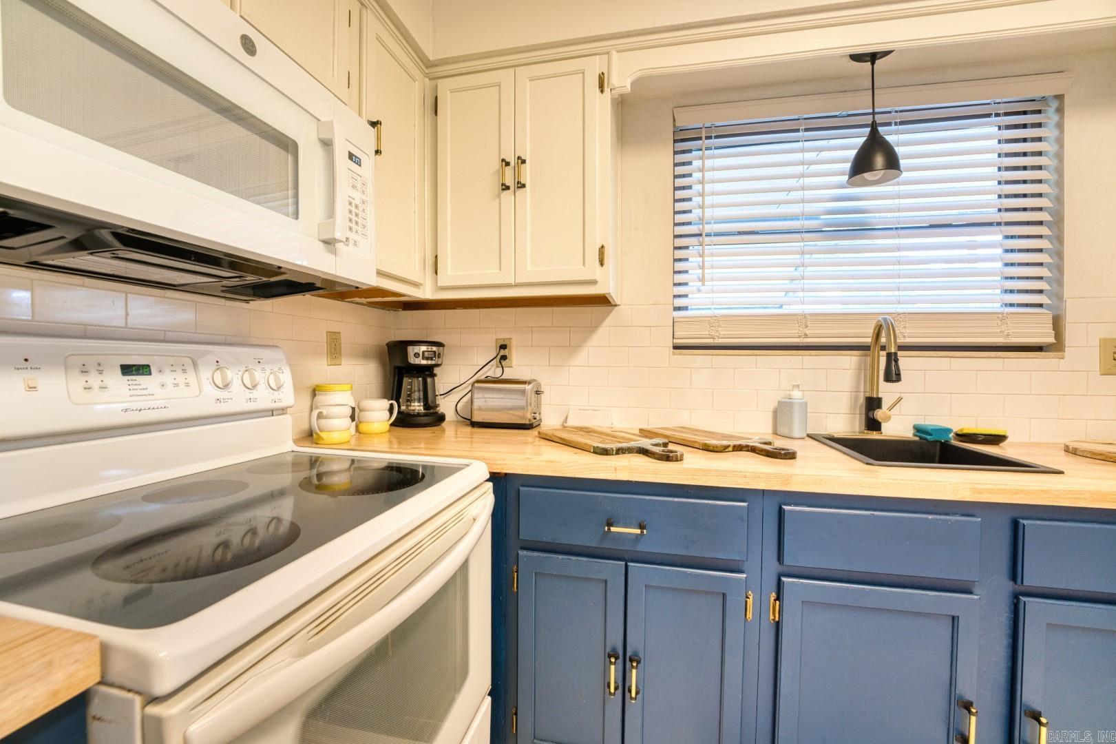 125 Carl Drive, Unit 9