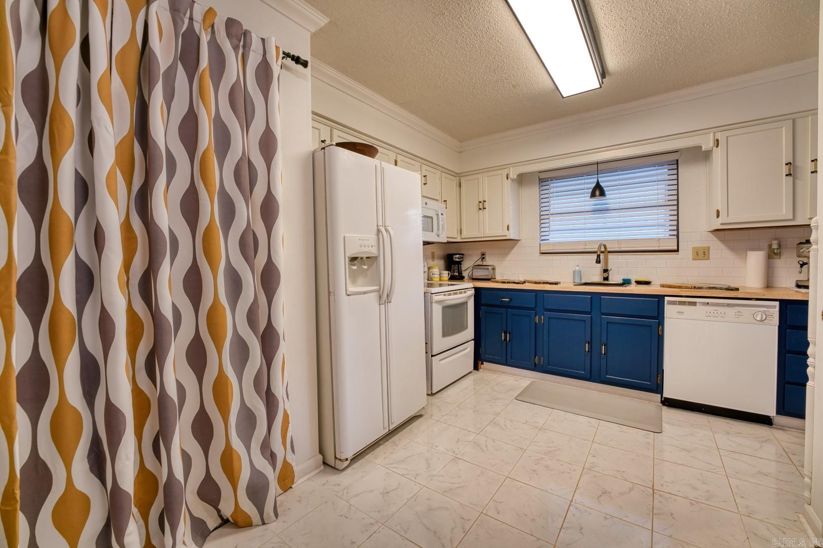 125 Carl Drive, Unit 9