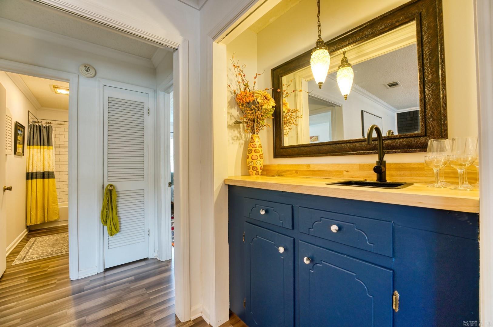 125 Carl Drive, Unit 9